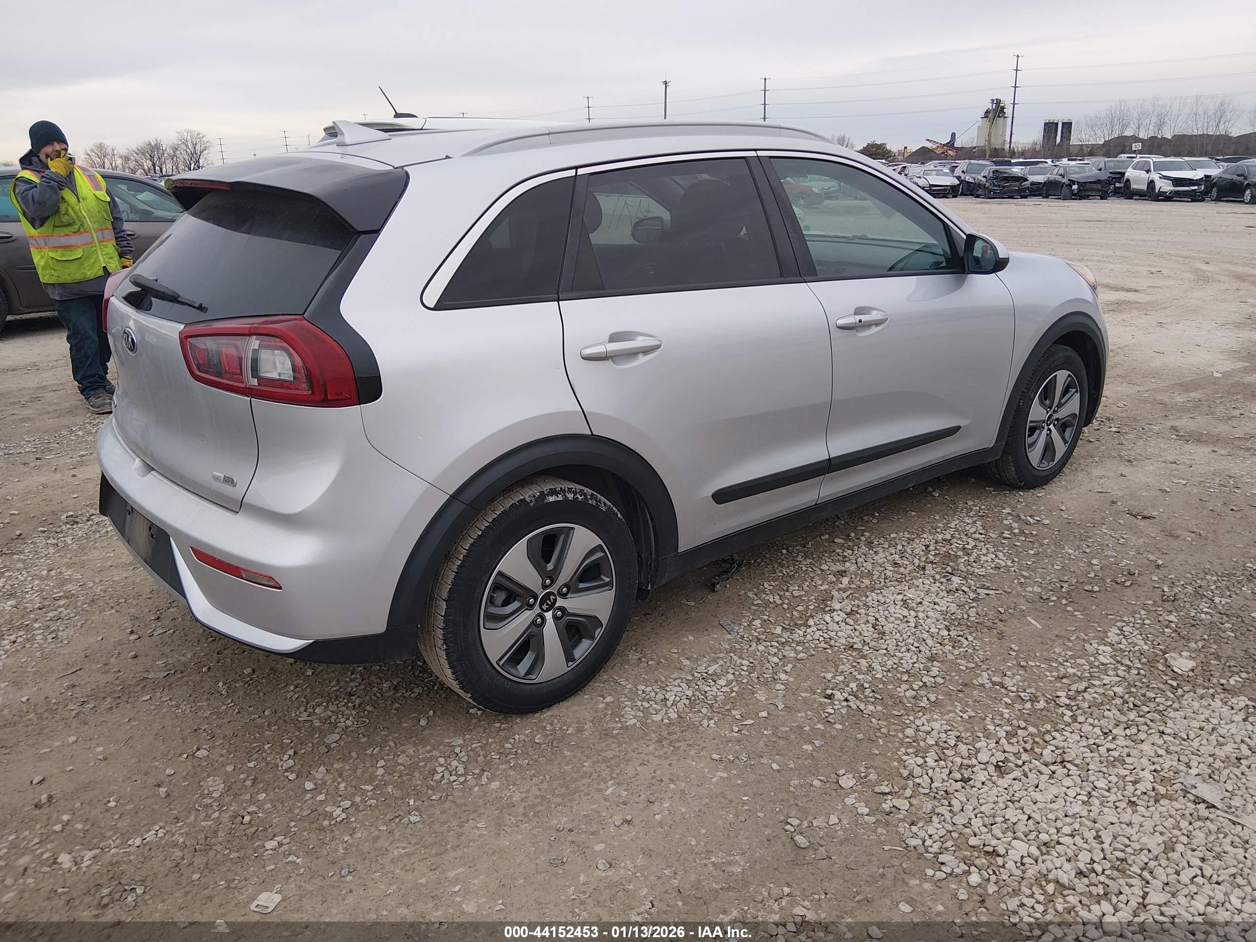 KIA NIRO image 4