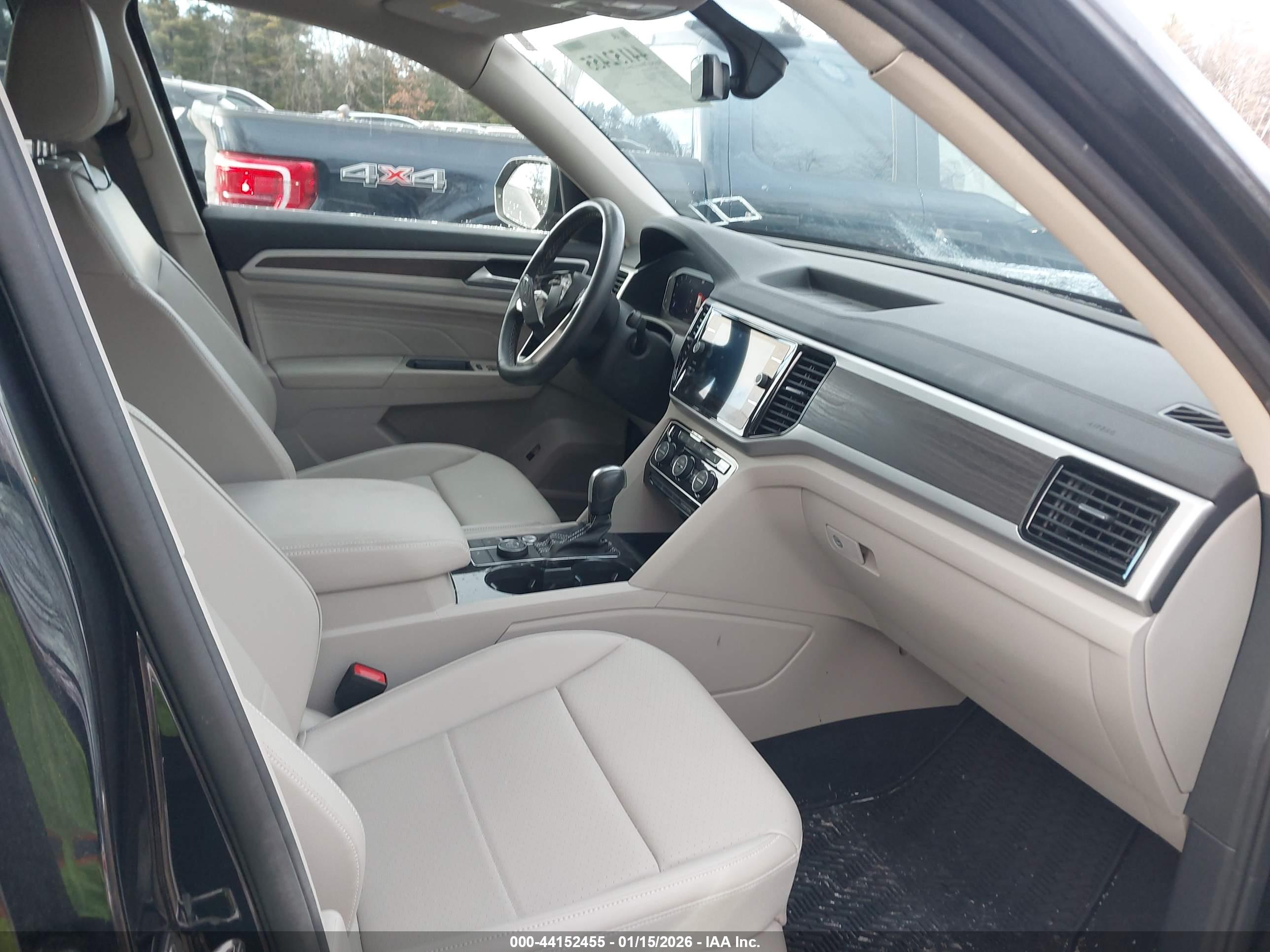 VOLKSWAGEN ATLAS image 5