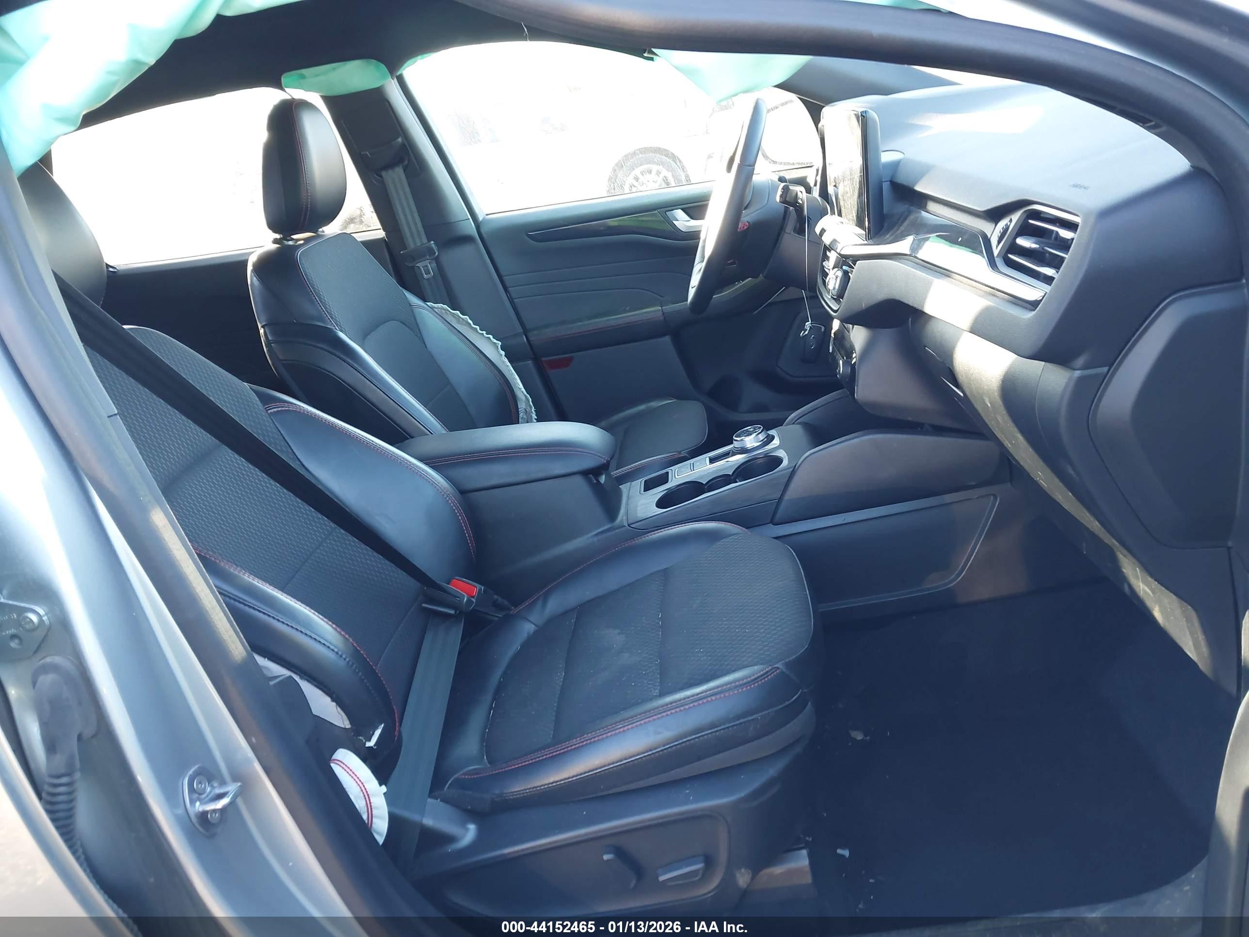 FORD ESCAPE image 5