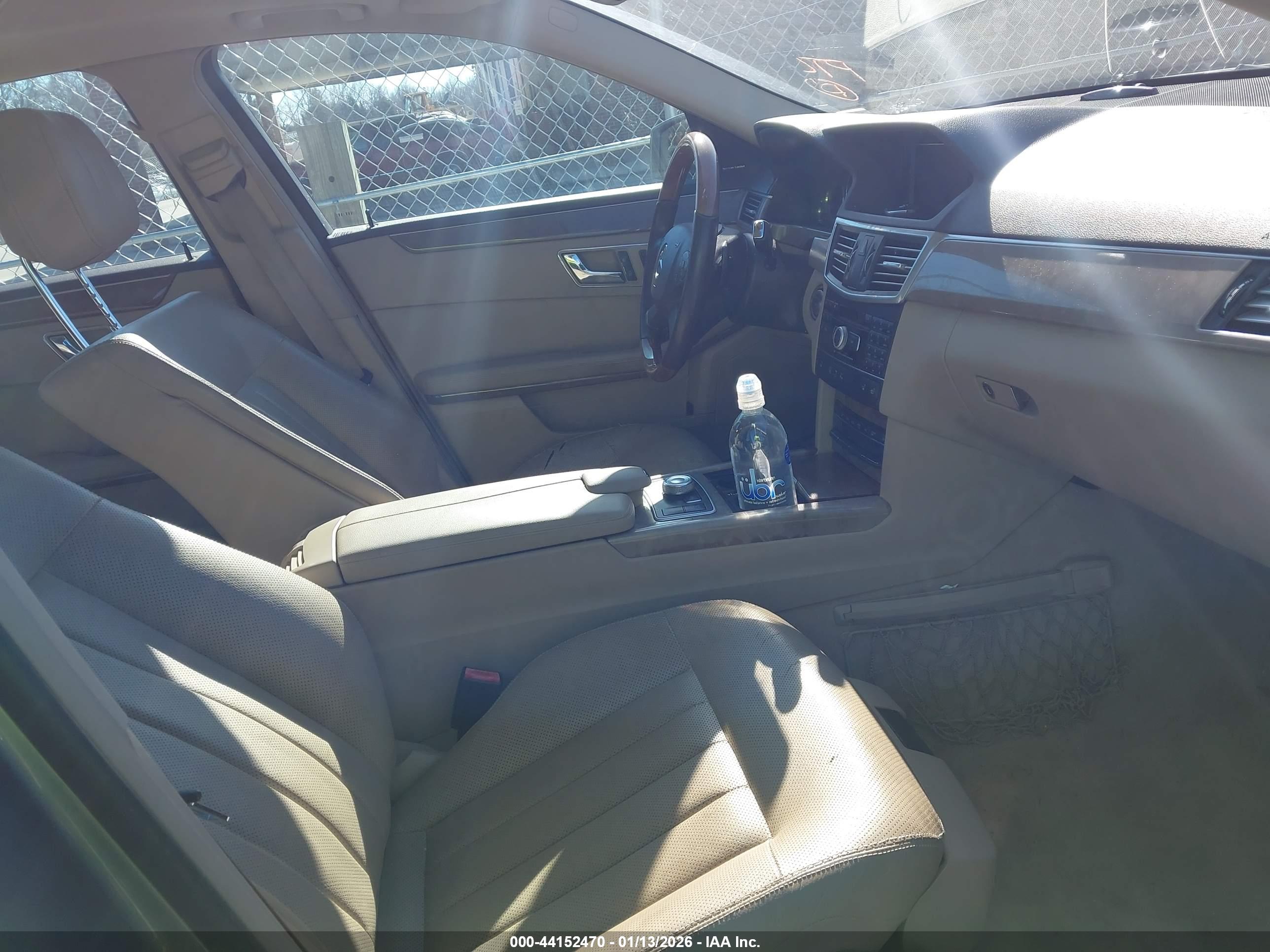 MERCEDES-BENZ E image 5