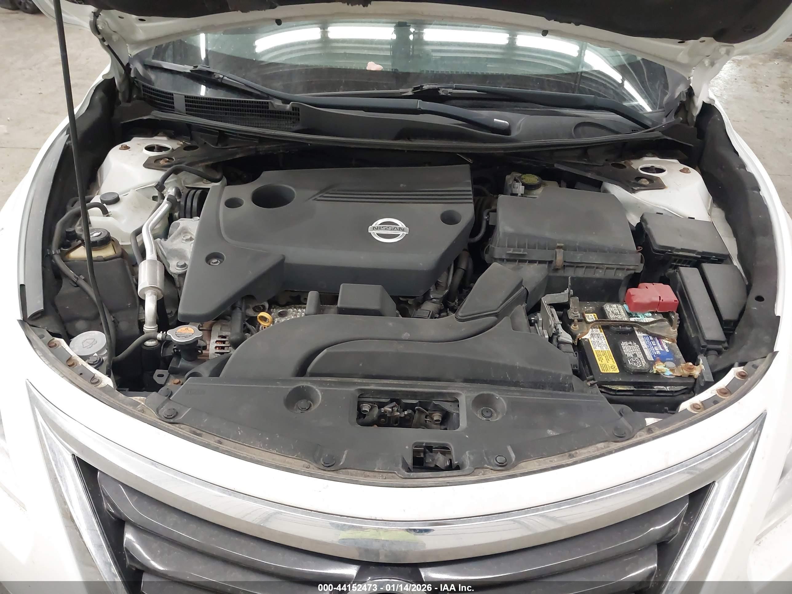 NISSAN ALTIMA image 10