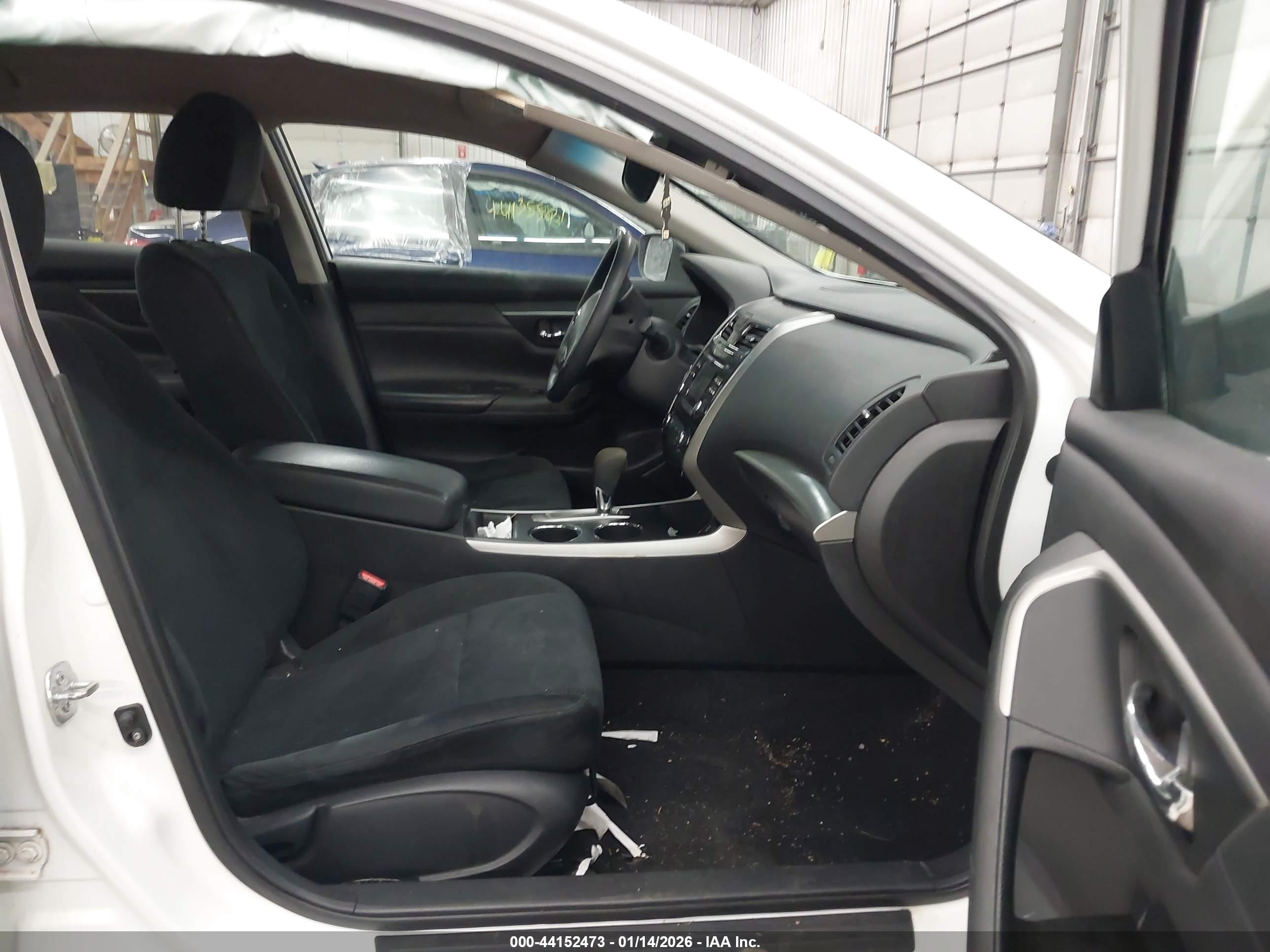 NISSAN ALTIMA image 5