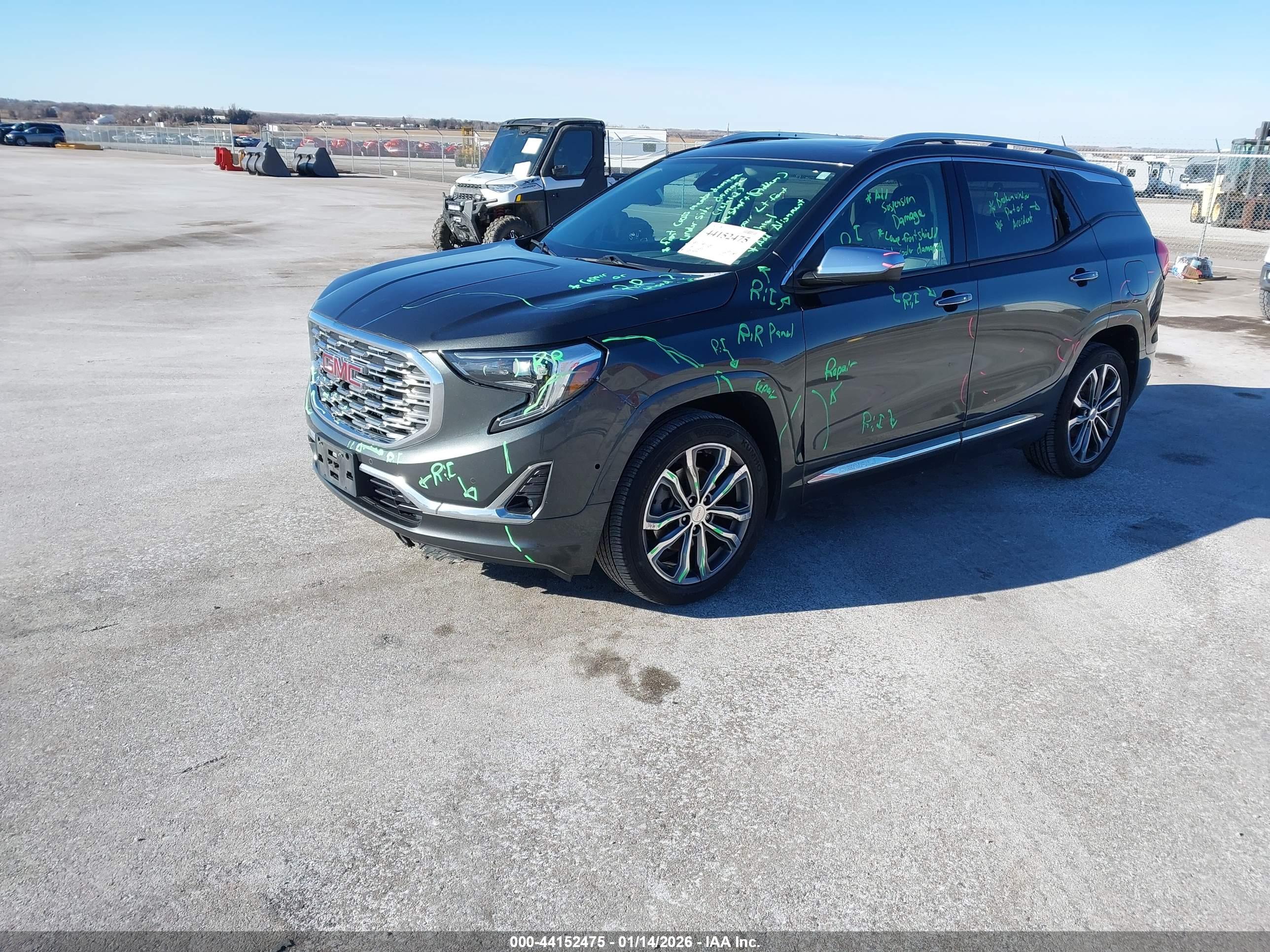 GMC TERRAIN image 2