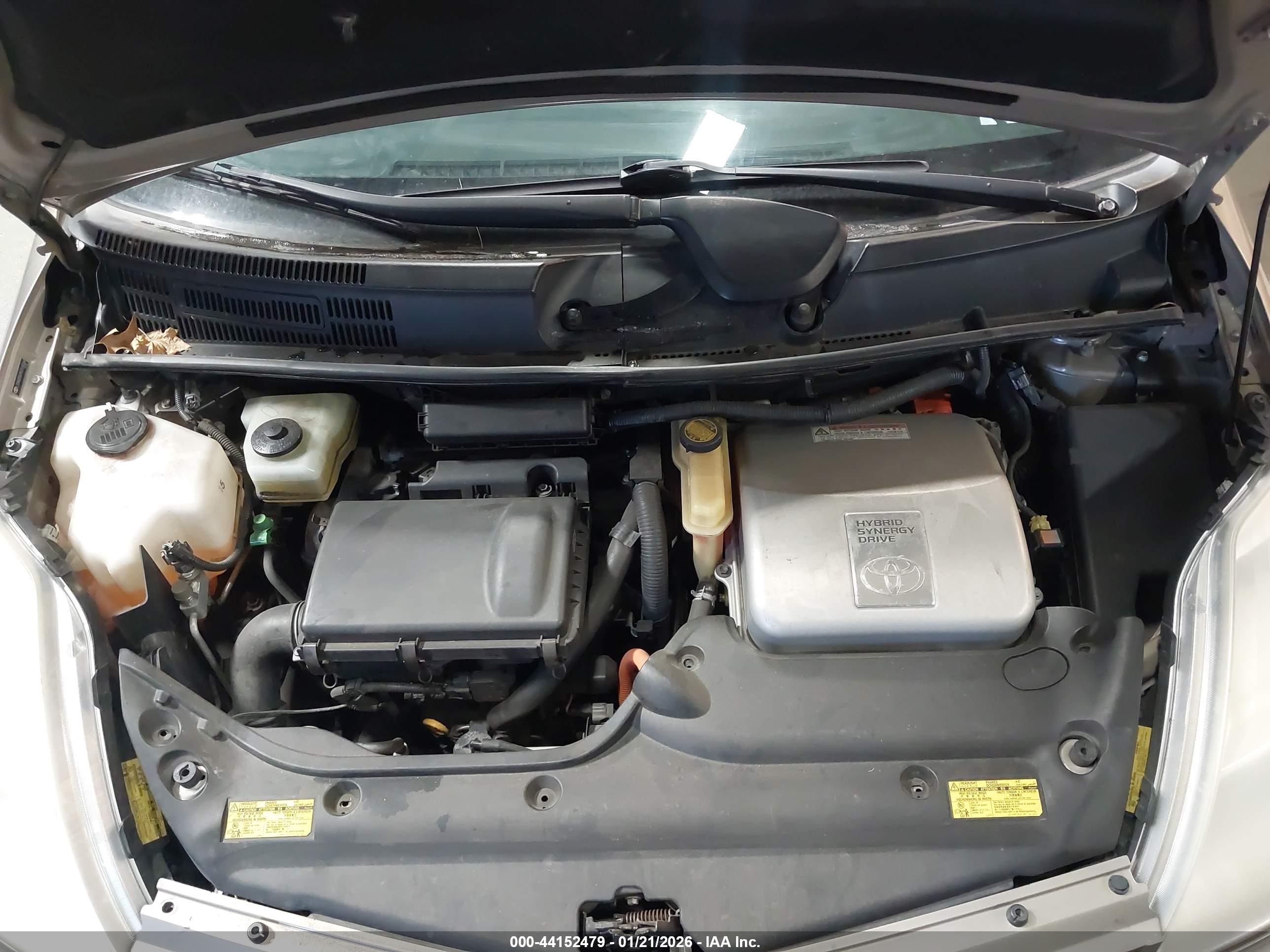 TOYOTA PRIUS image 10