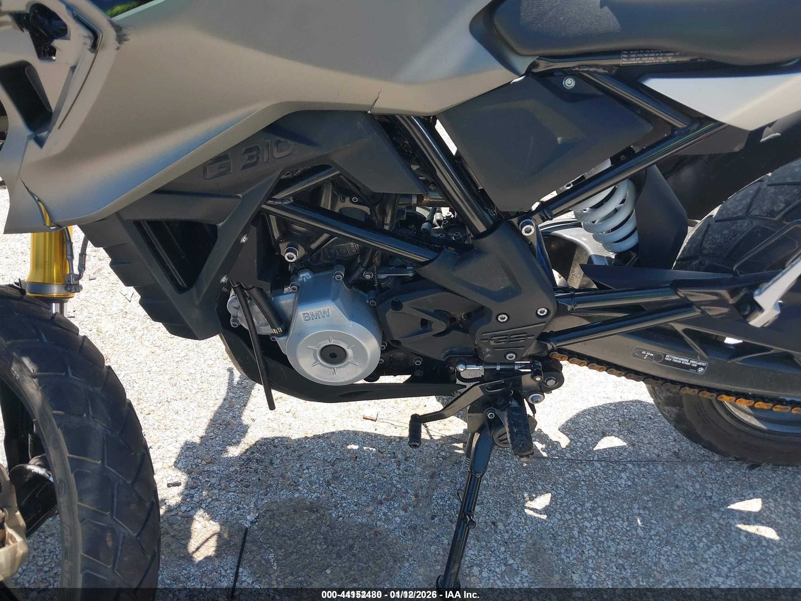 BMW G310 image 9