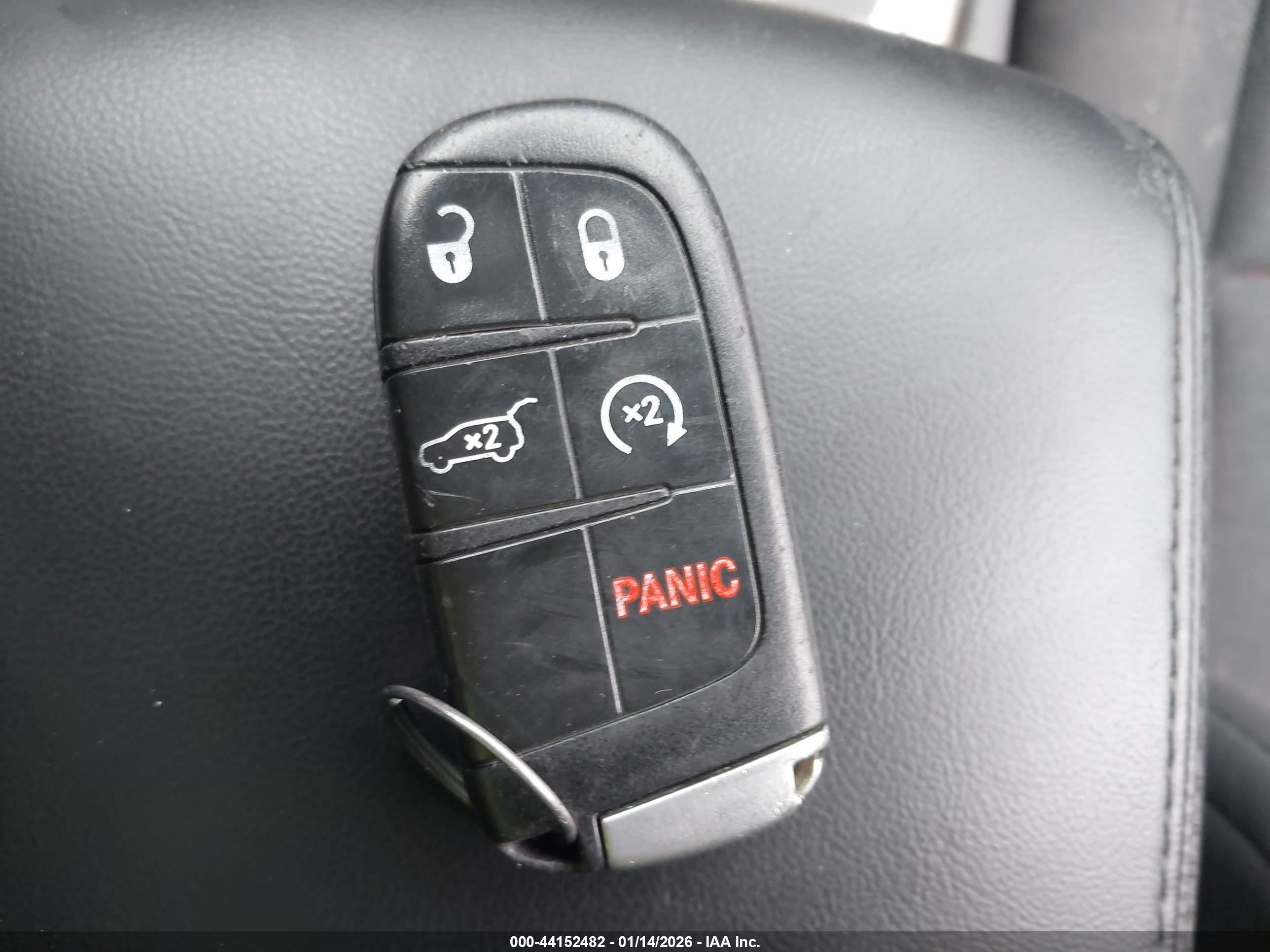 JEEP GRAND image 11