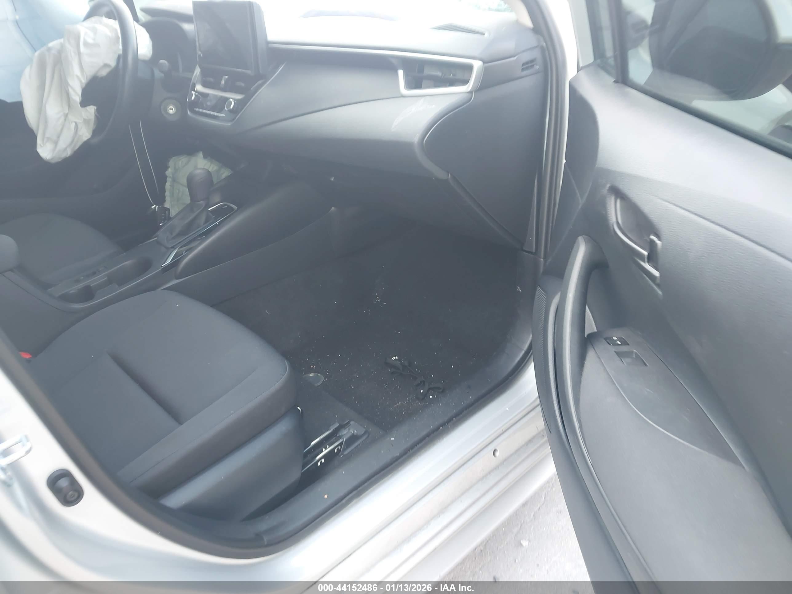 TOYOTA COROLLA image 5
