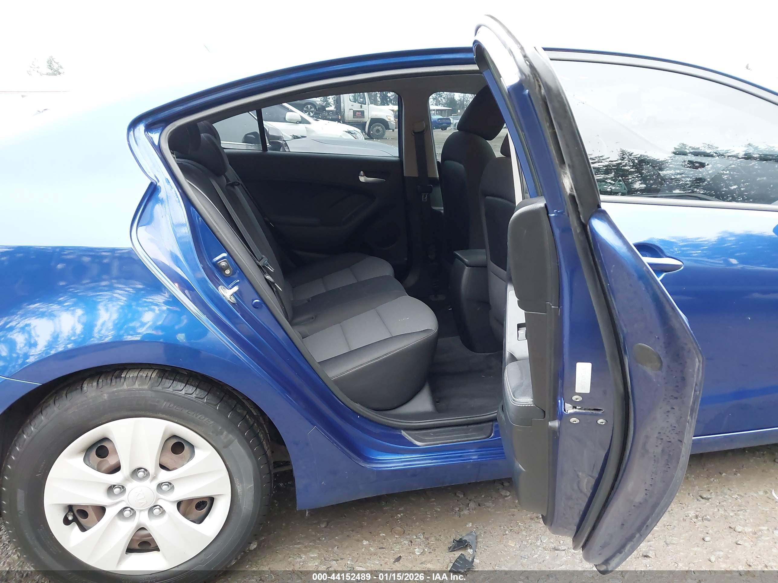 KIA FORTE image 8