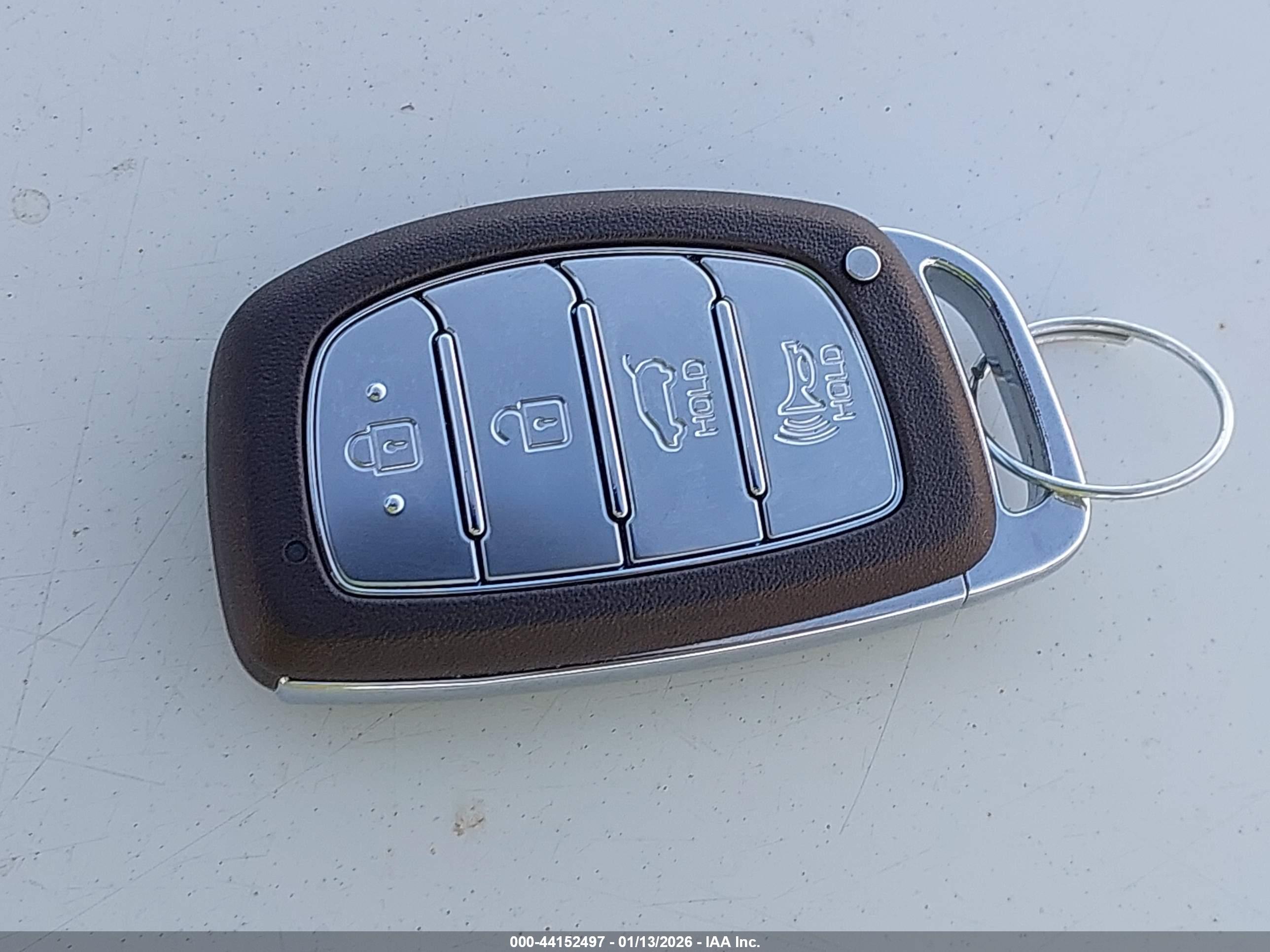 HYUNDAI TUCSON image 11