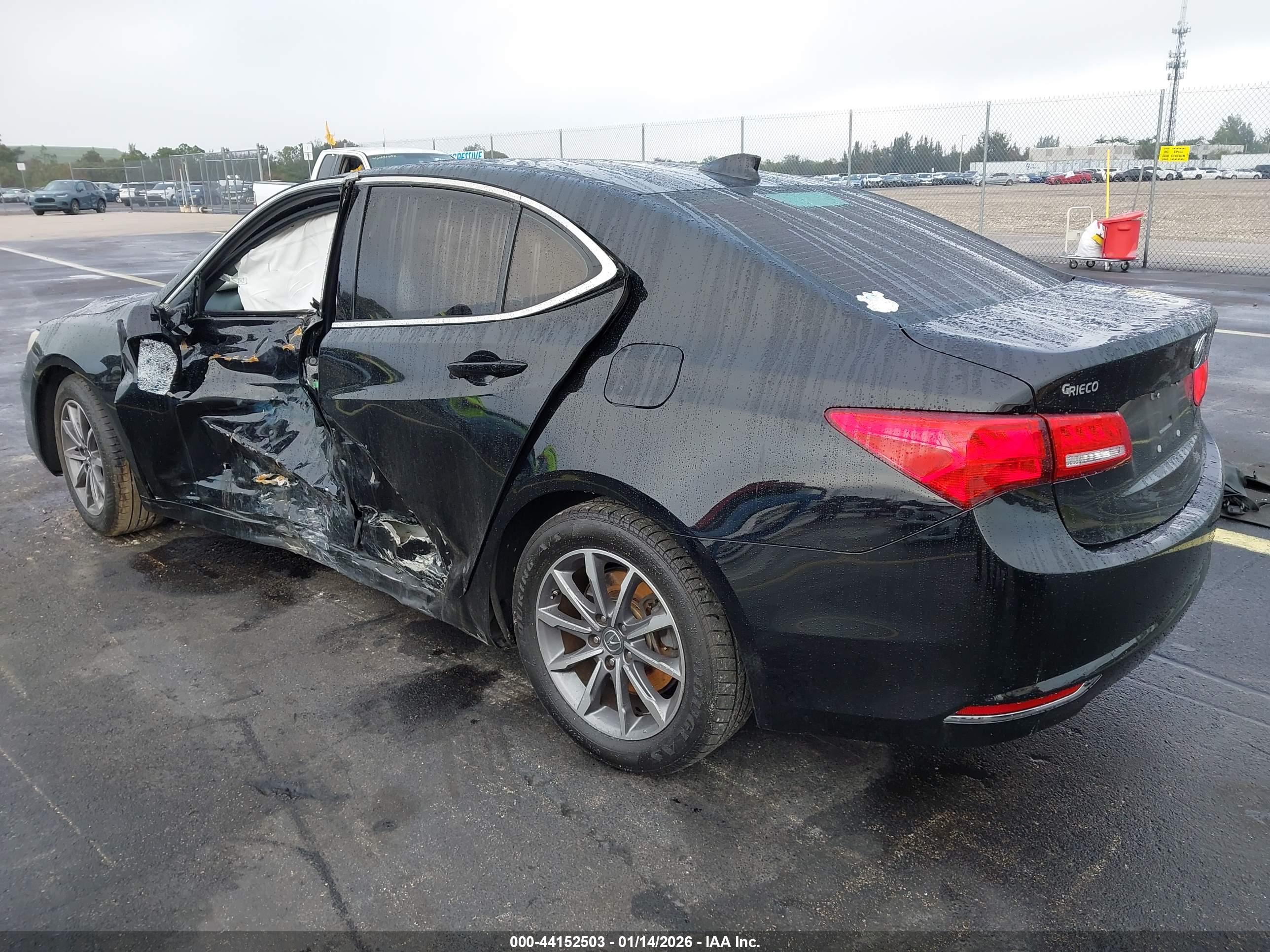 ACURA TLX image 3