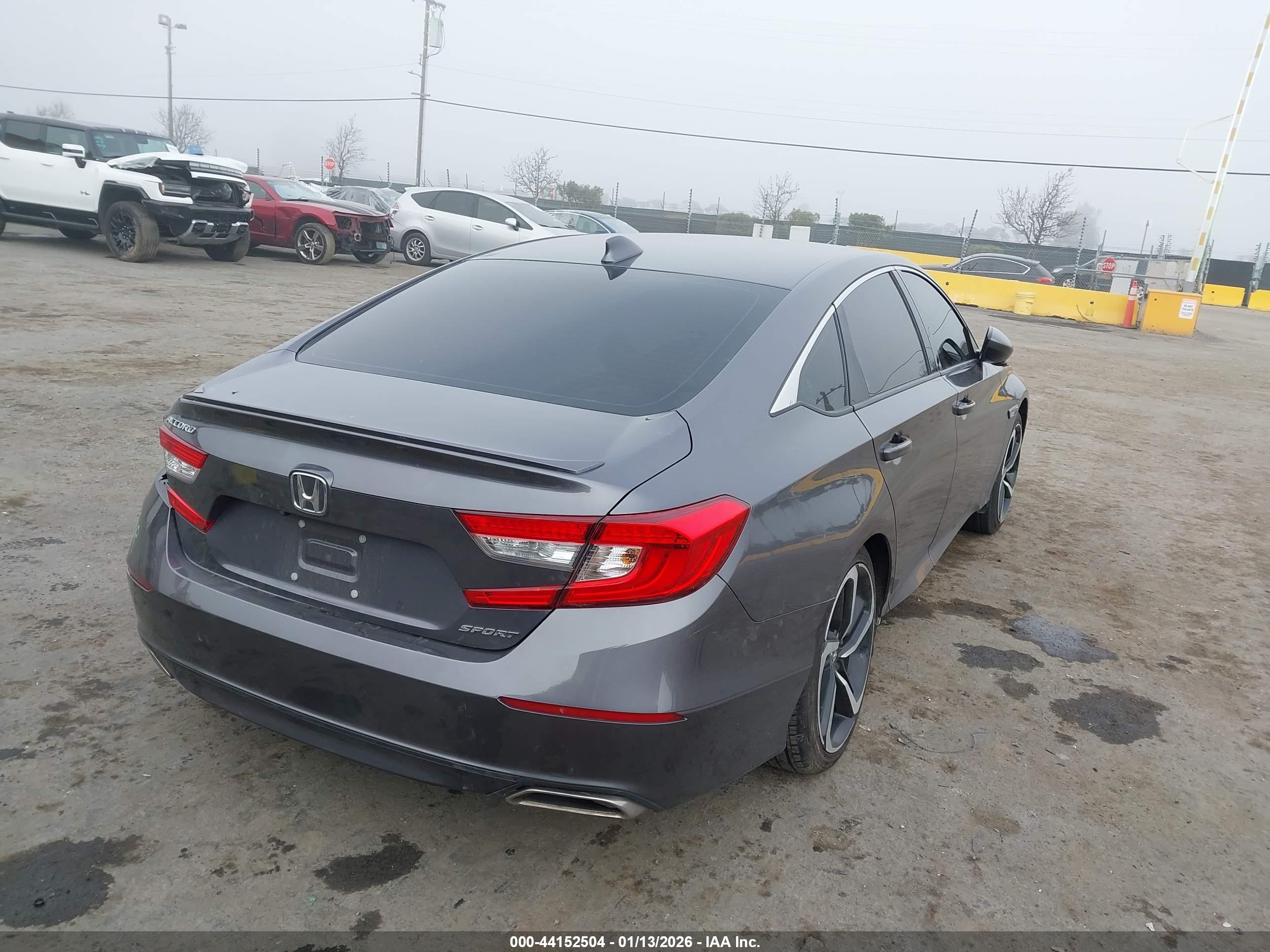 HONDA ACCORD image 4