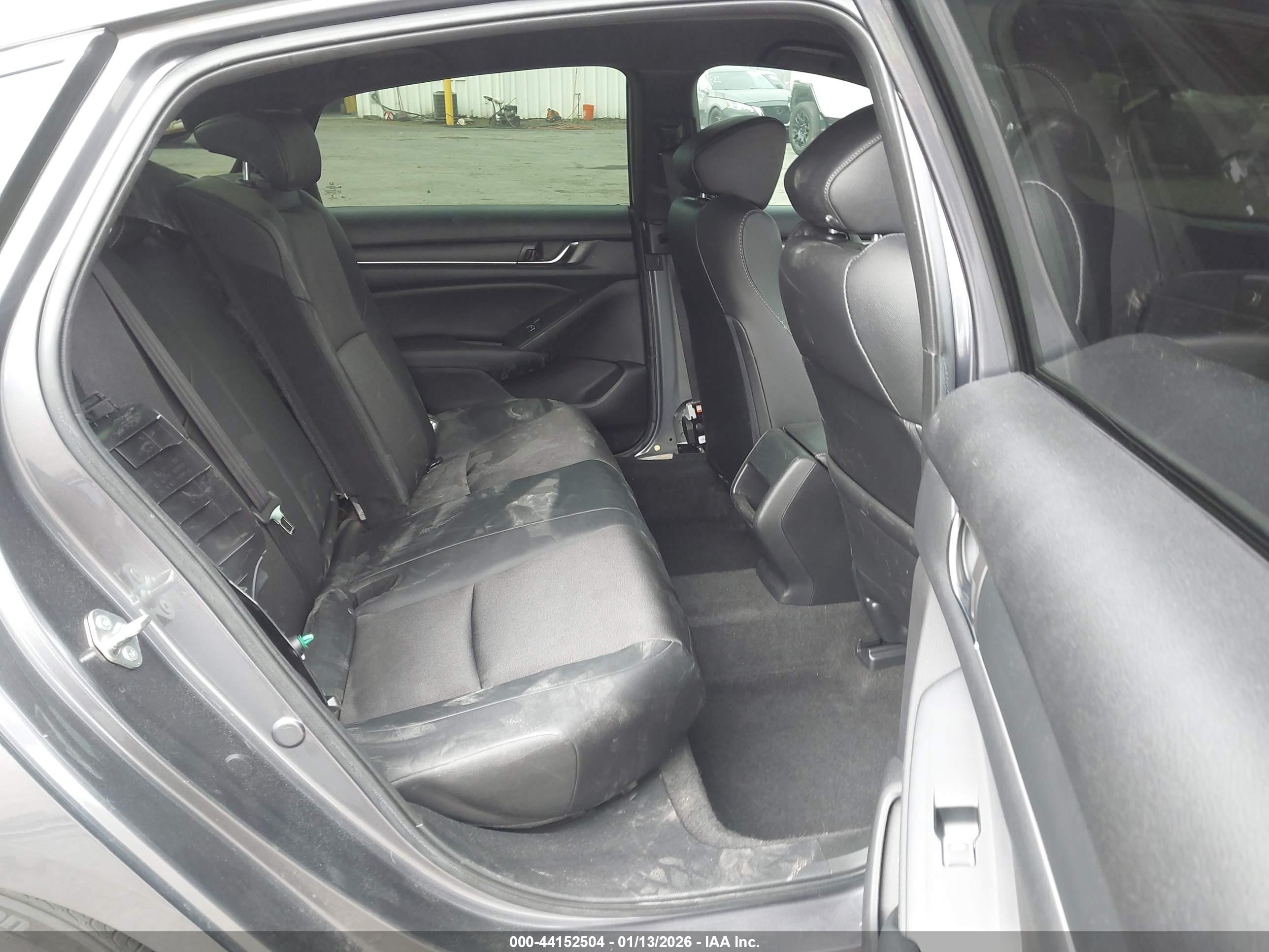 HONDA ACCORD image 8