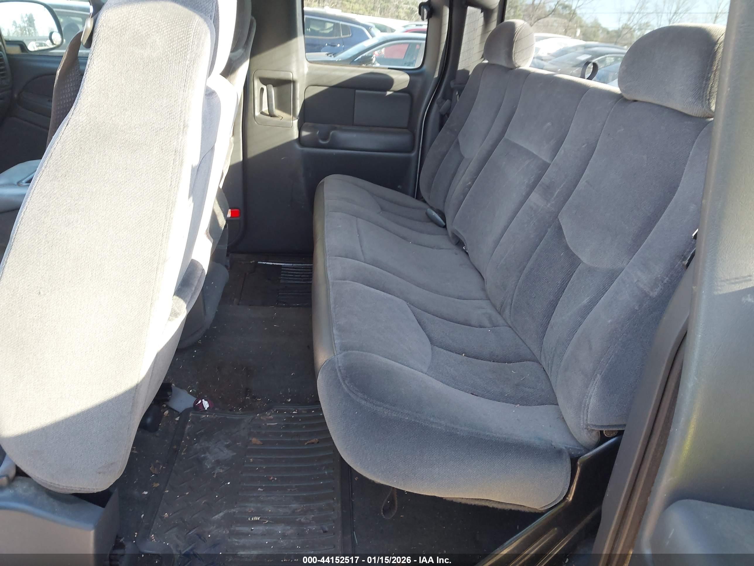 GMC SIERRA image 8