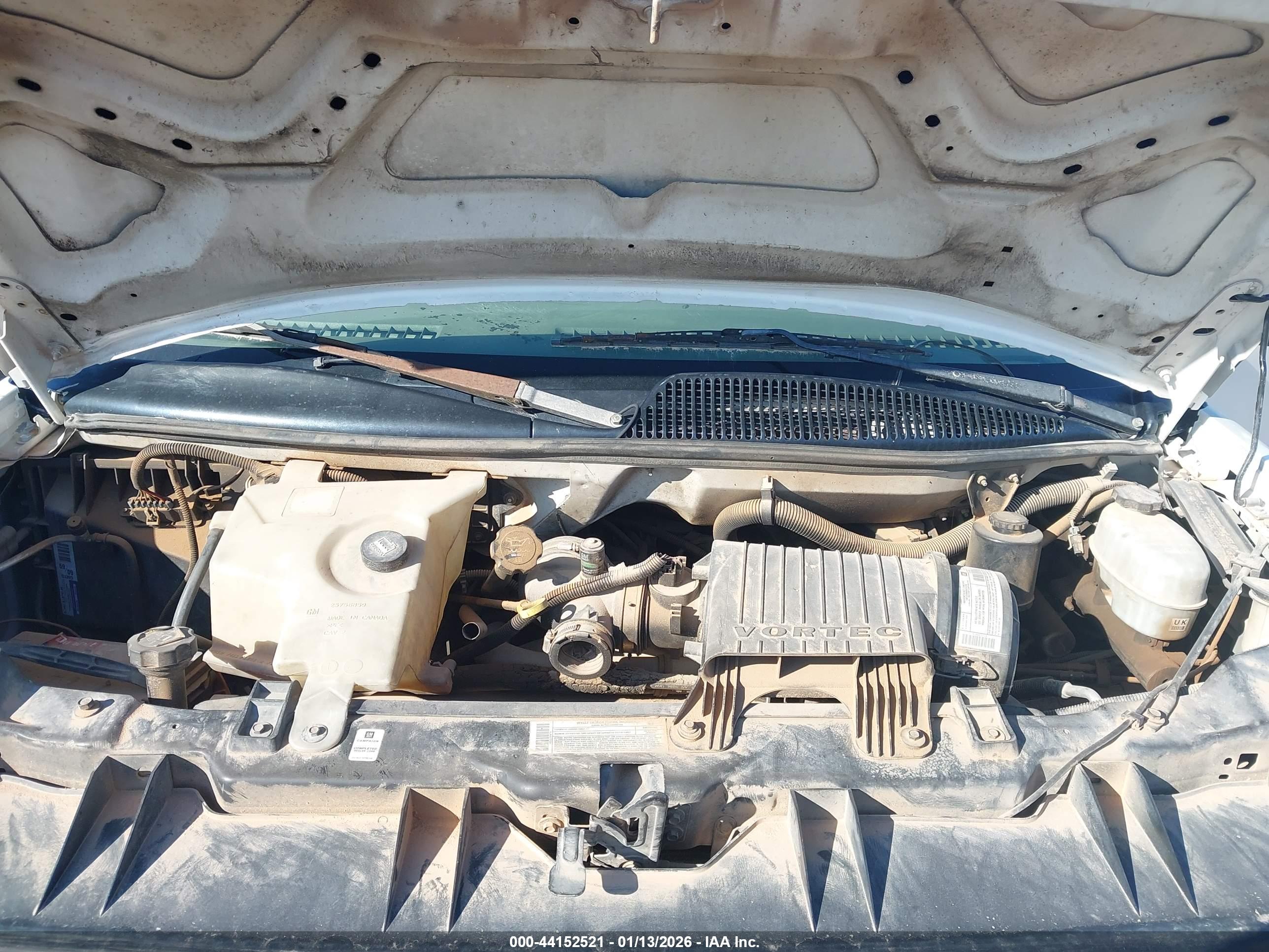 CHEVROLET EXPRESS image 10