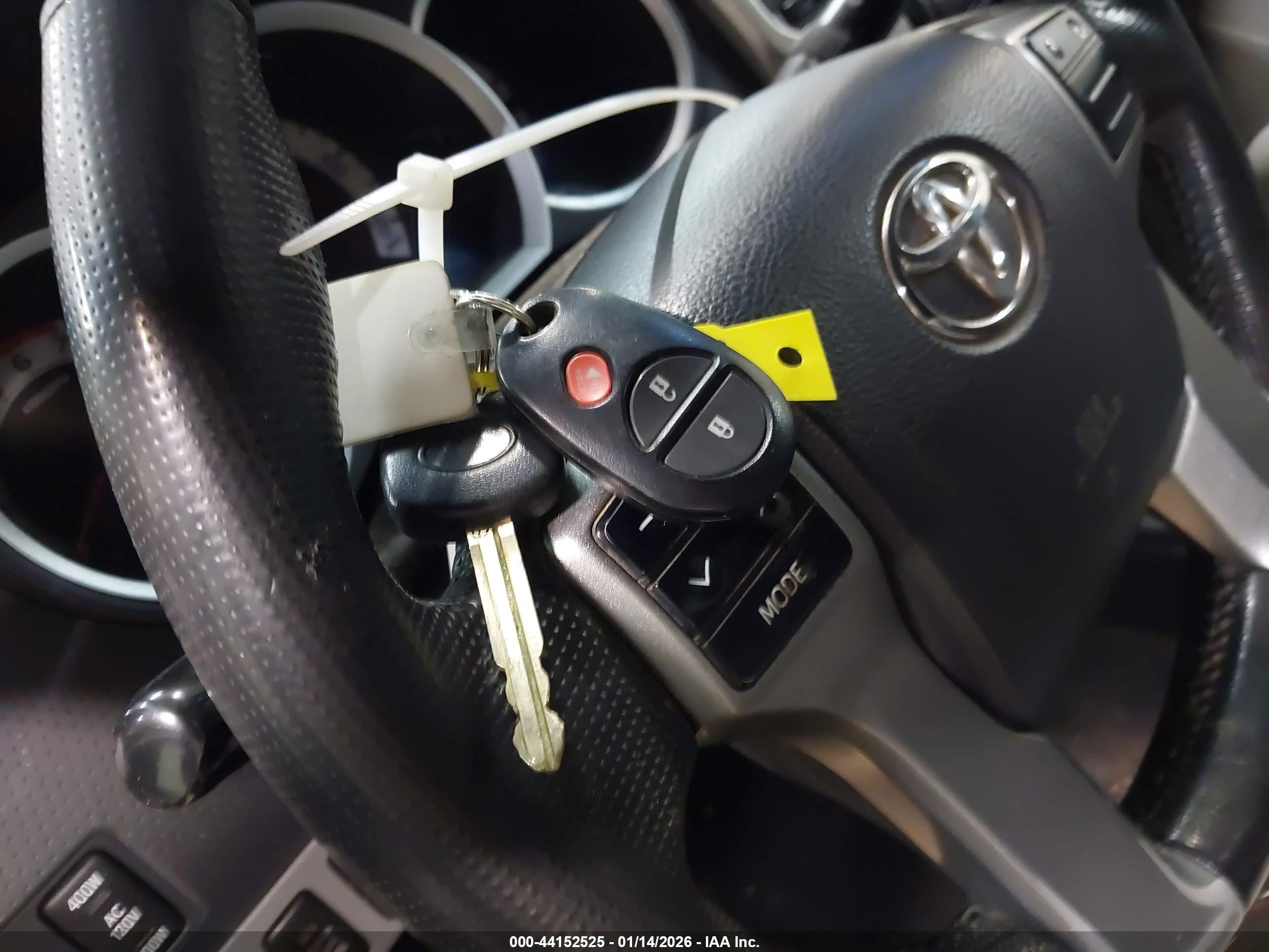 TOYOTA TACOMA image 11