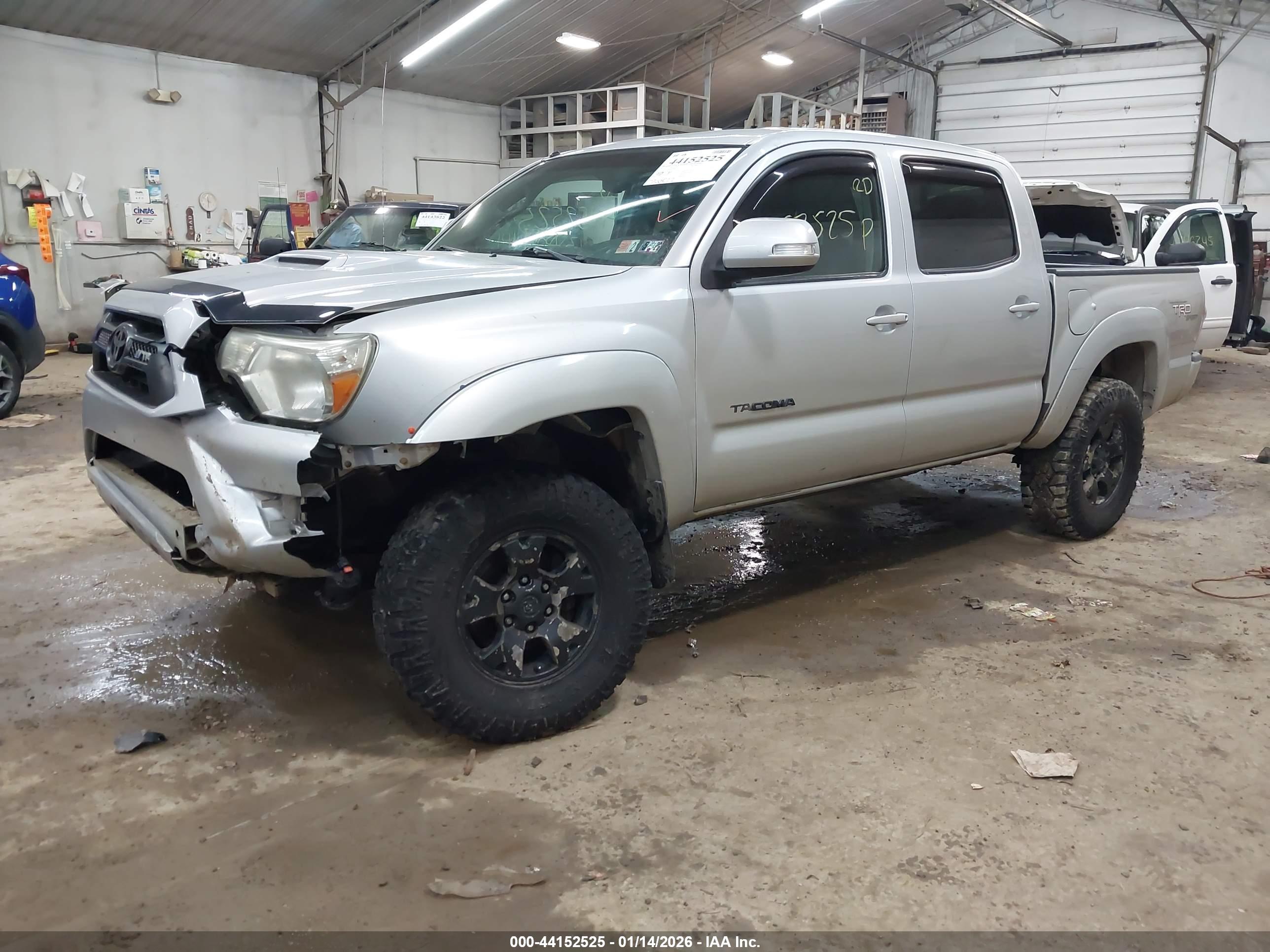 TOYOTA TACOMA image 2
