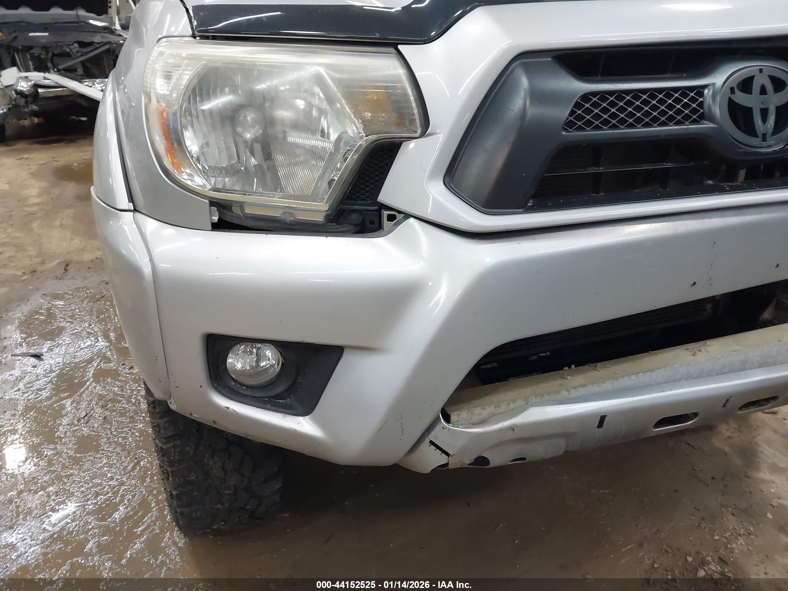 TOYOTA TACOMA image 6
