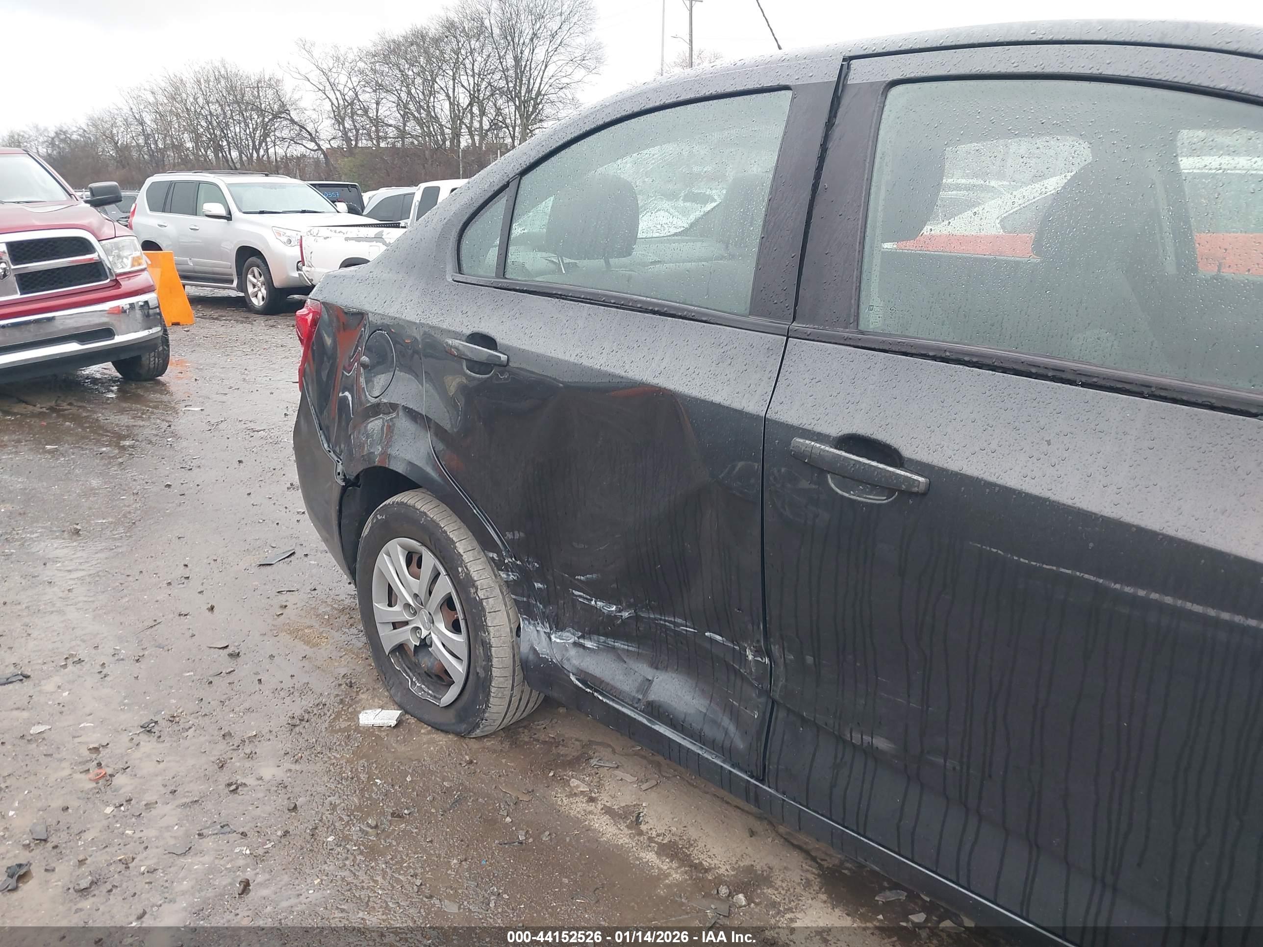CHEVROLET SONIC image 6