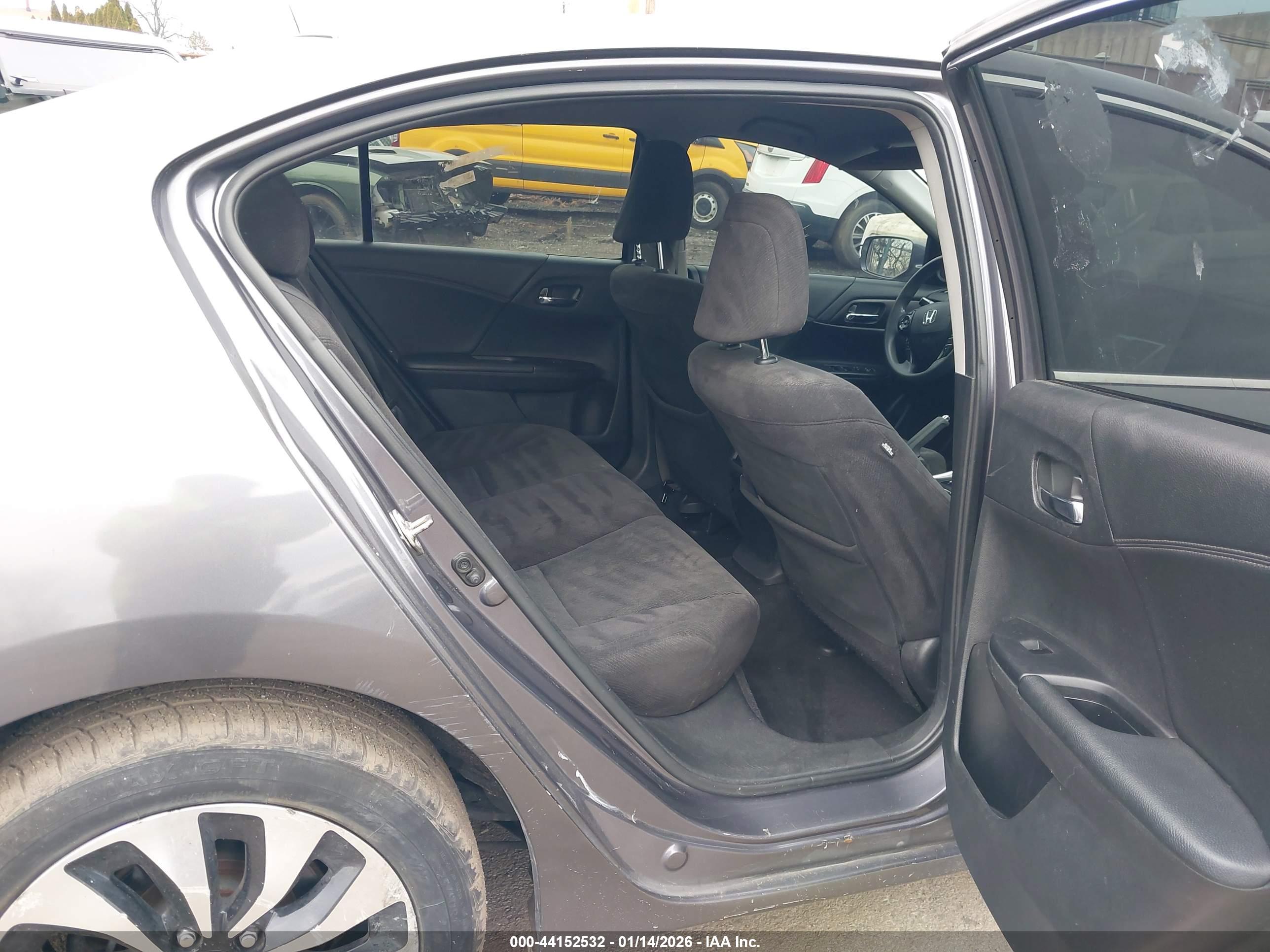 HONDA ACCORD image 8