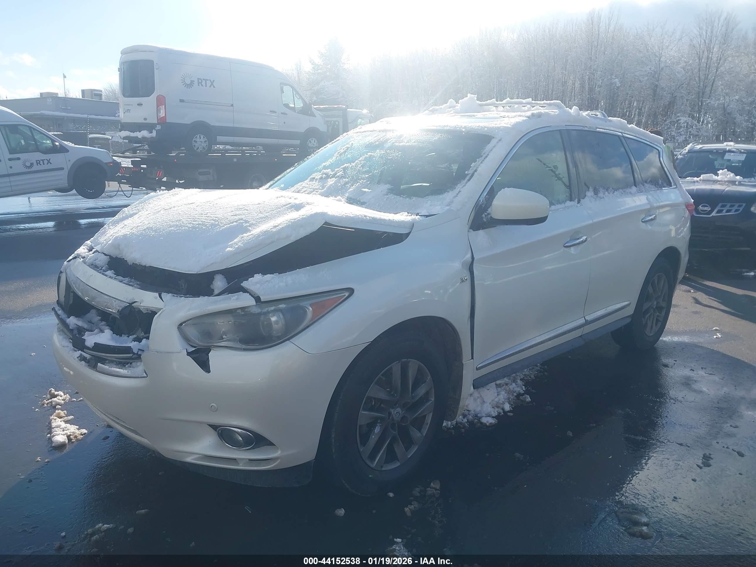 INFINITI QX60 image 2