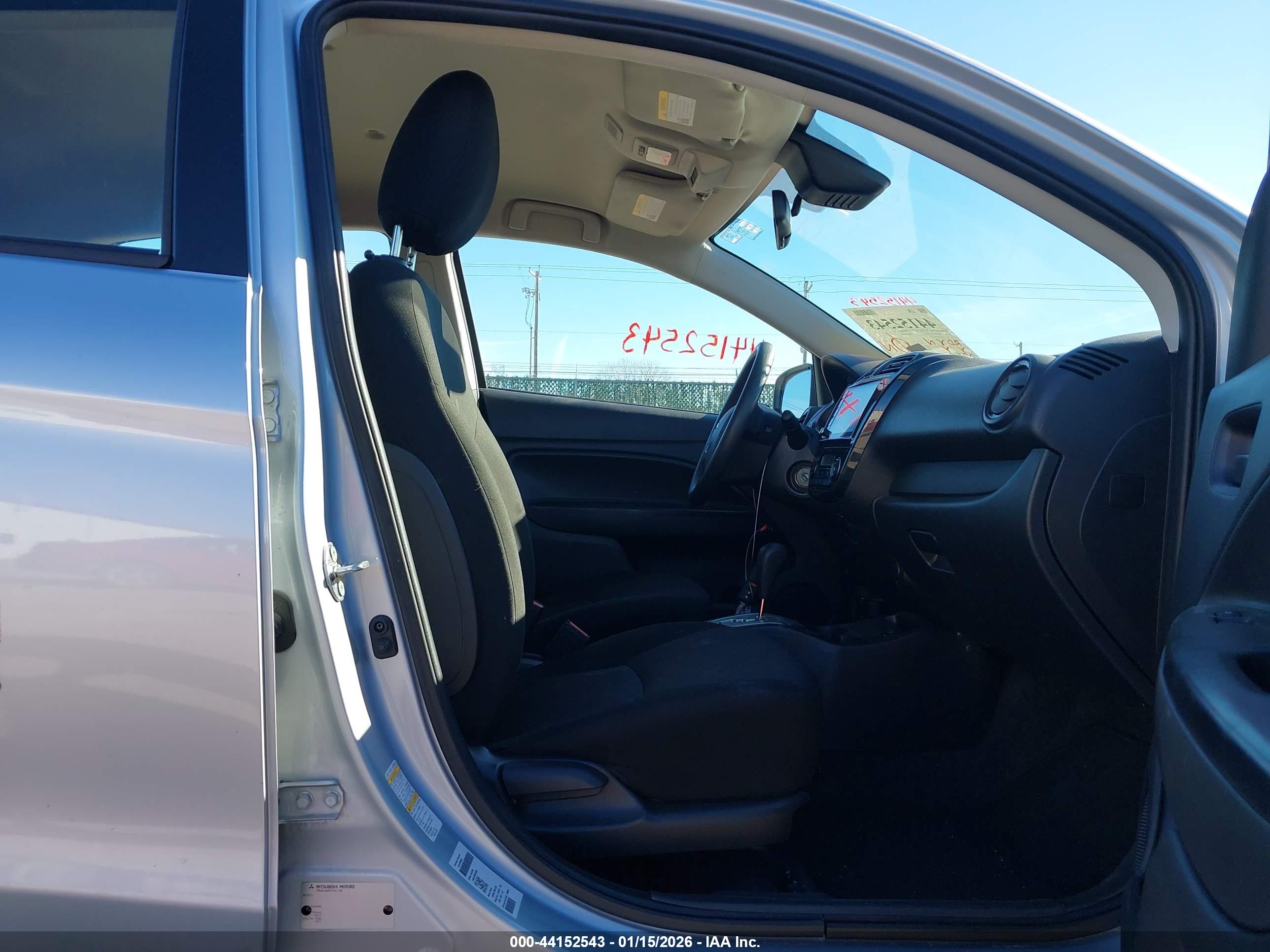 MITSUBISHI MIRAGE image 5