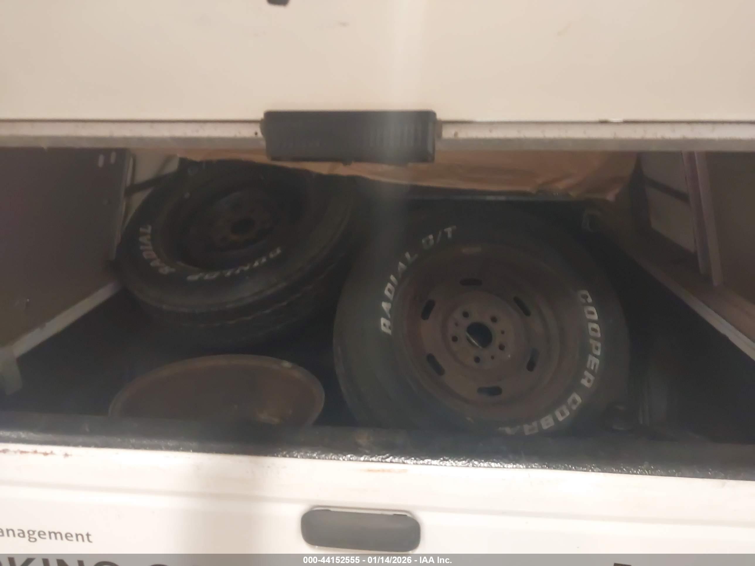 MAZDA B2300 image 8