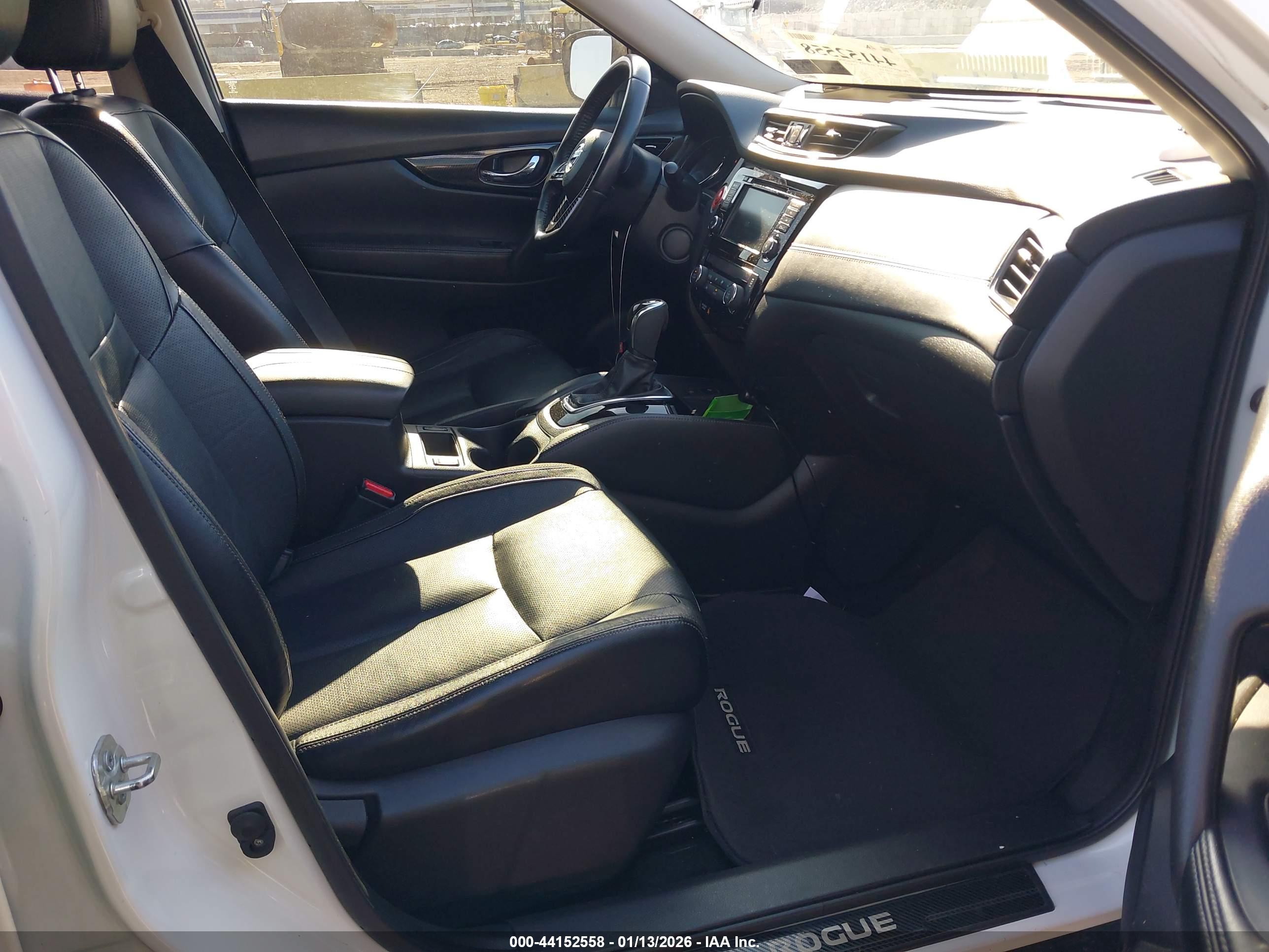 NISSAN ROGUE image 5
