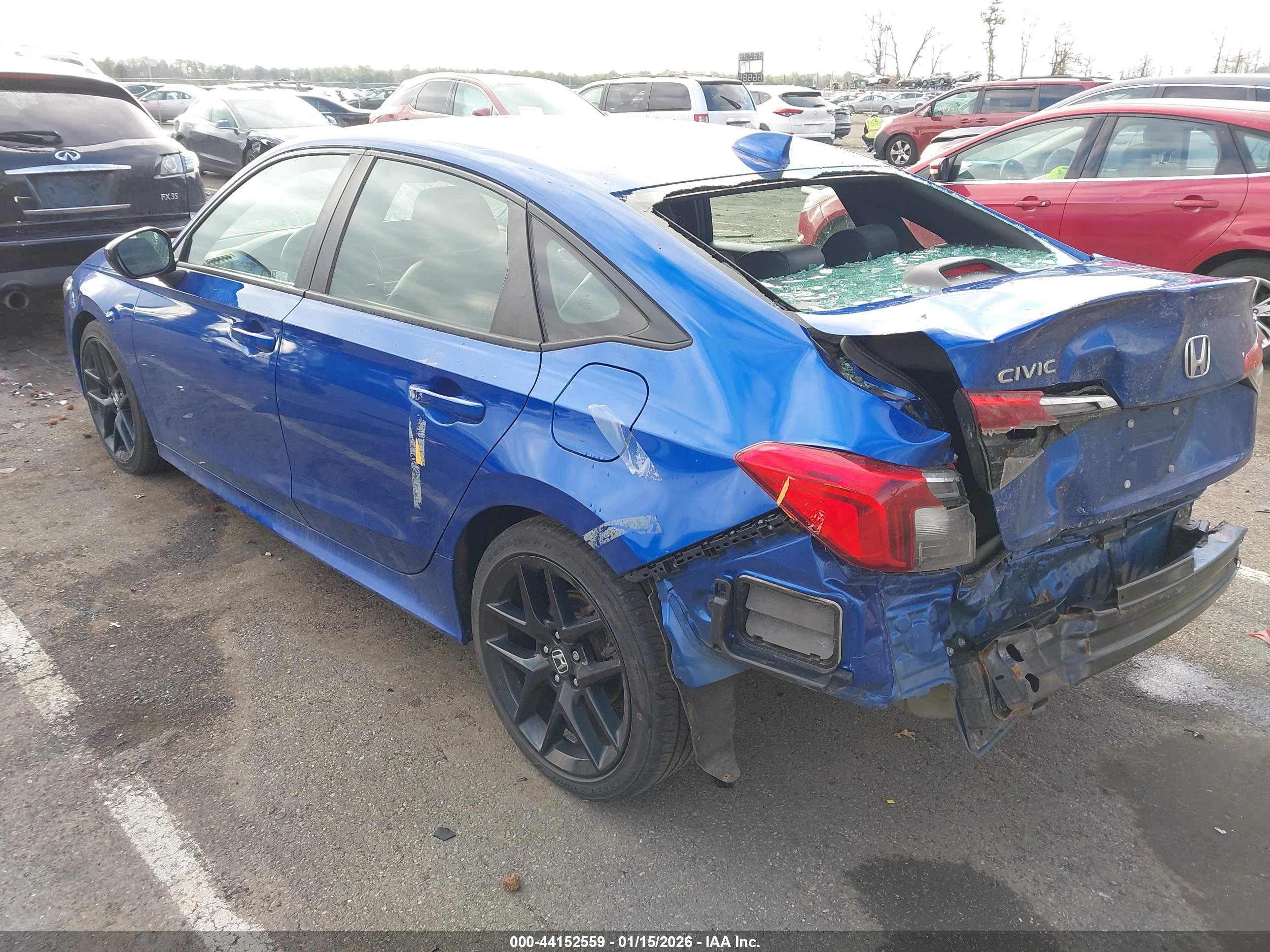 HONDA CIVIC image 3