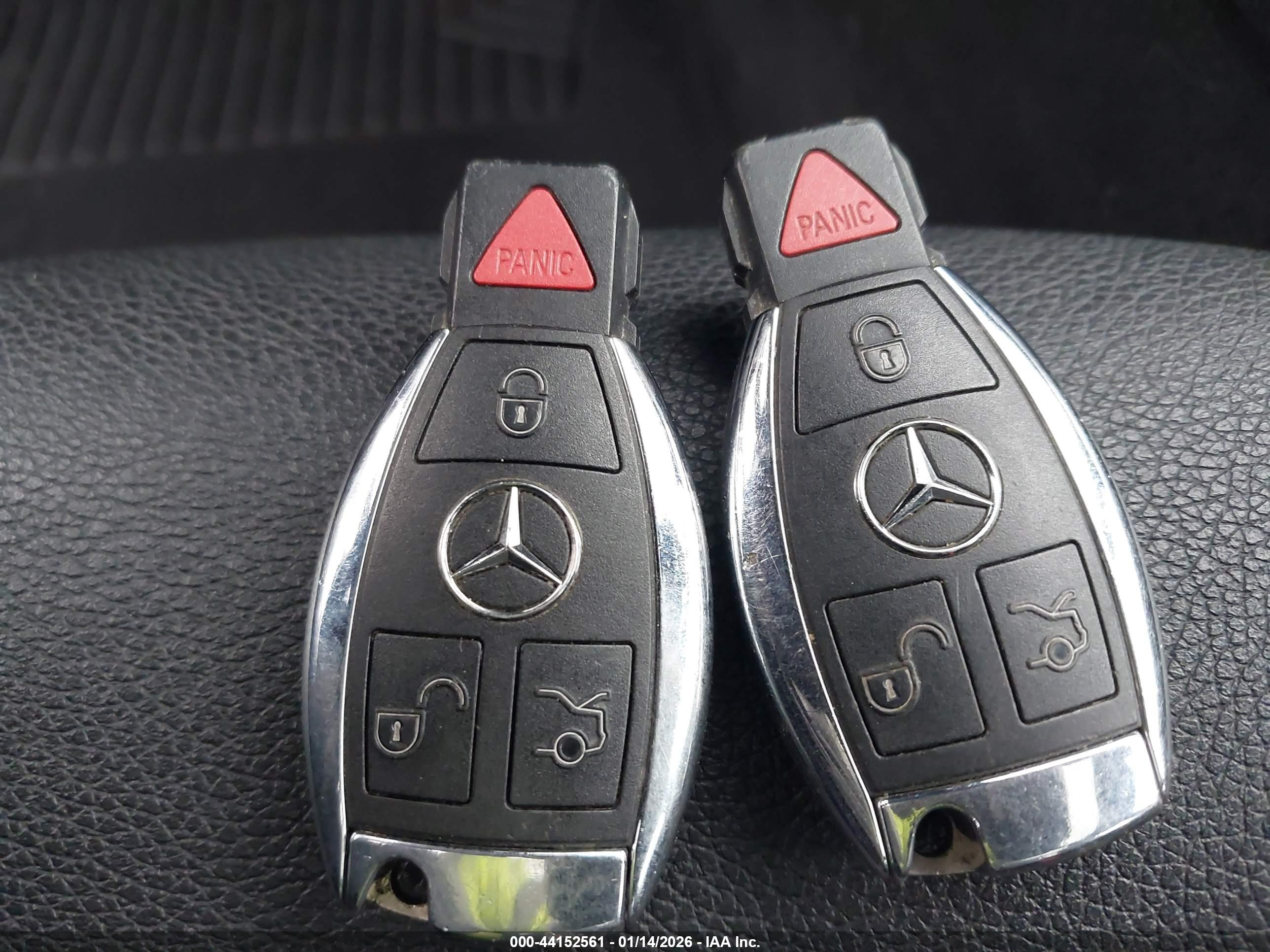 MERCEDES-BENZ E image 11