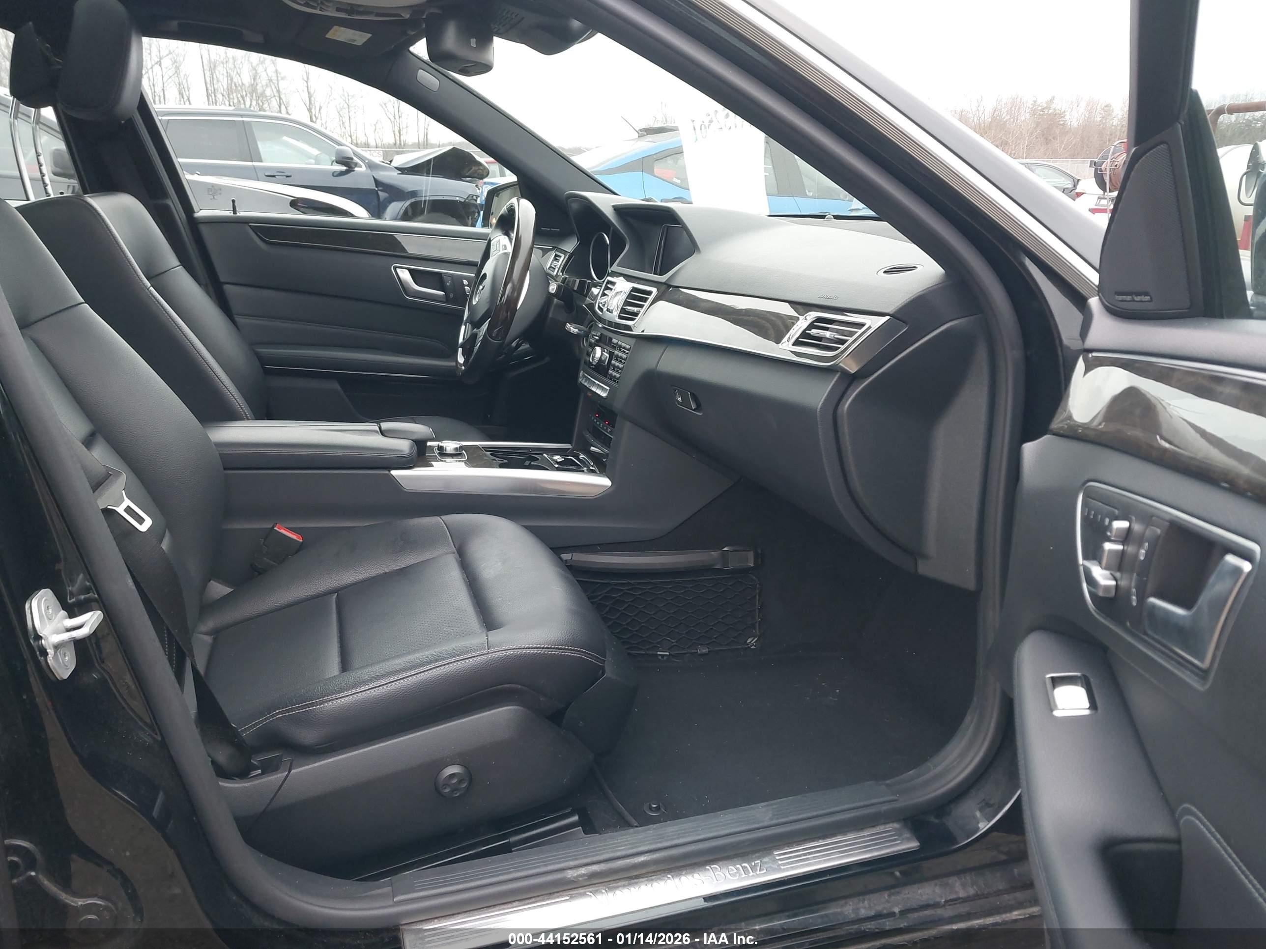 MERCEDES-BENZ E image 5
