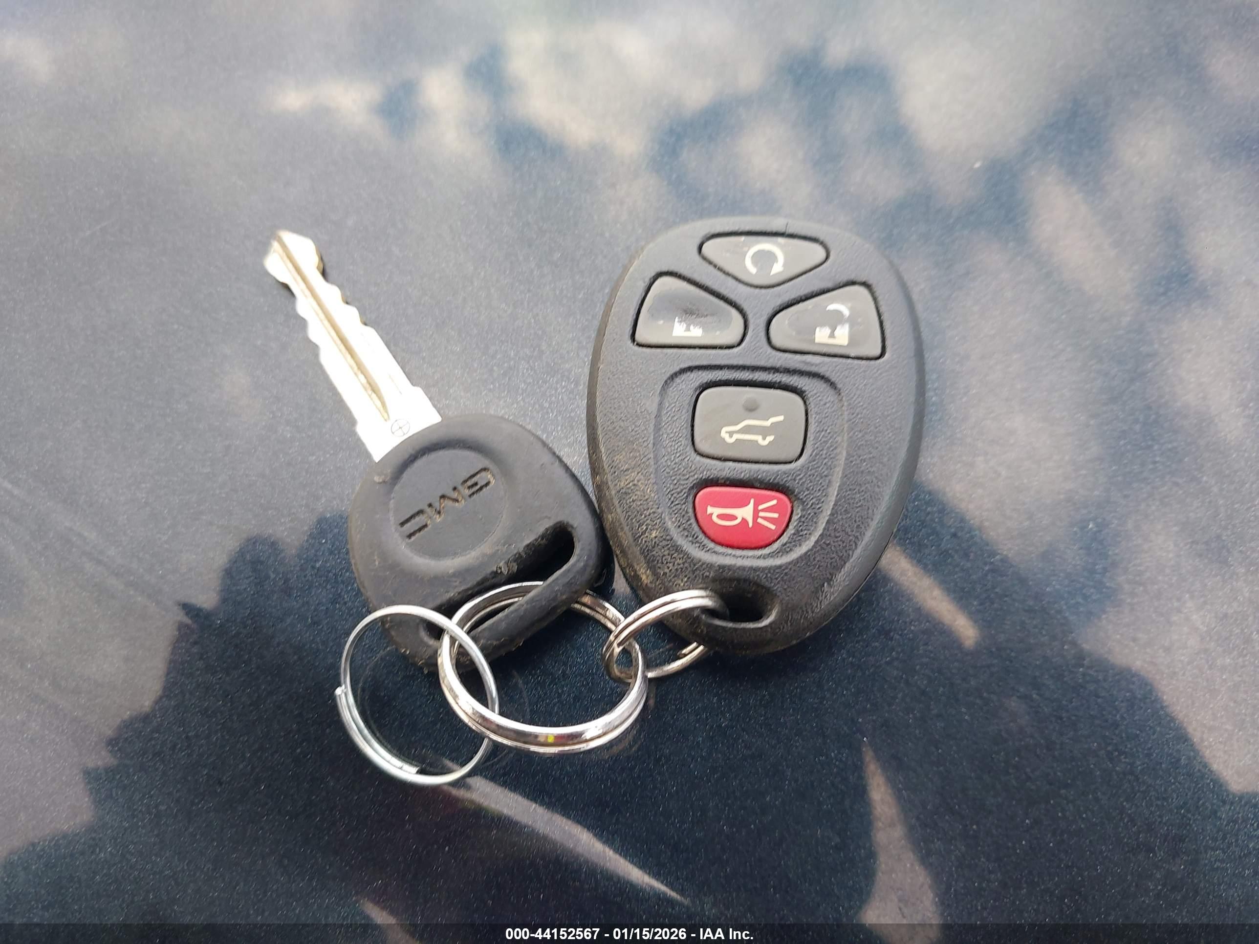 GMC ACADIA image 11