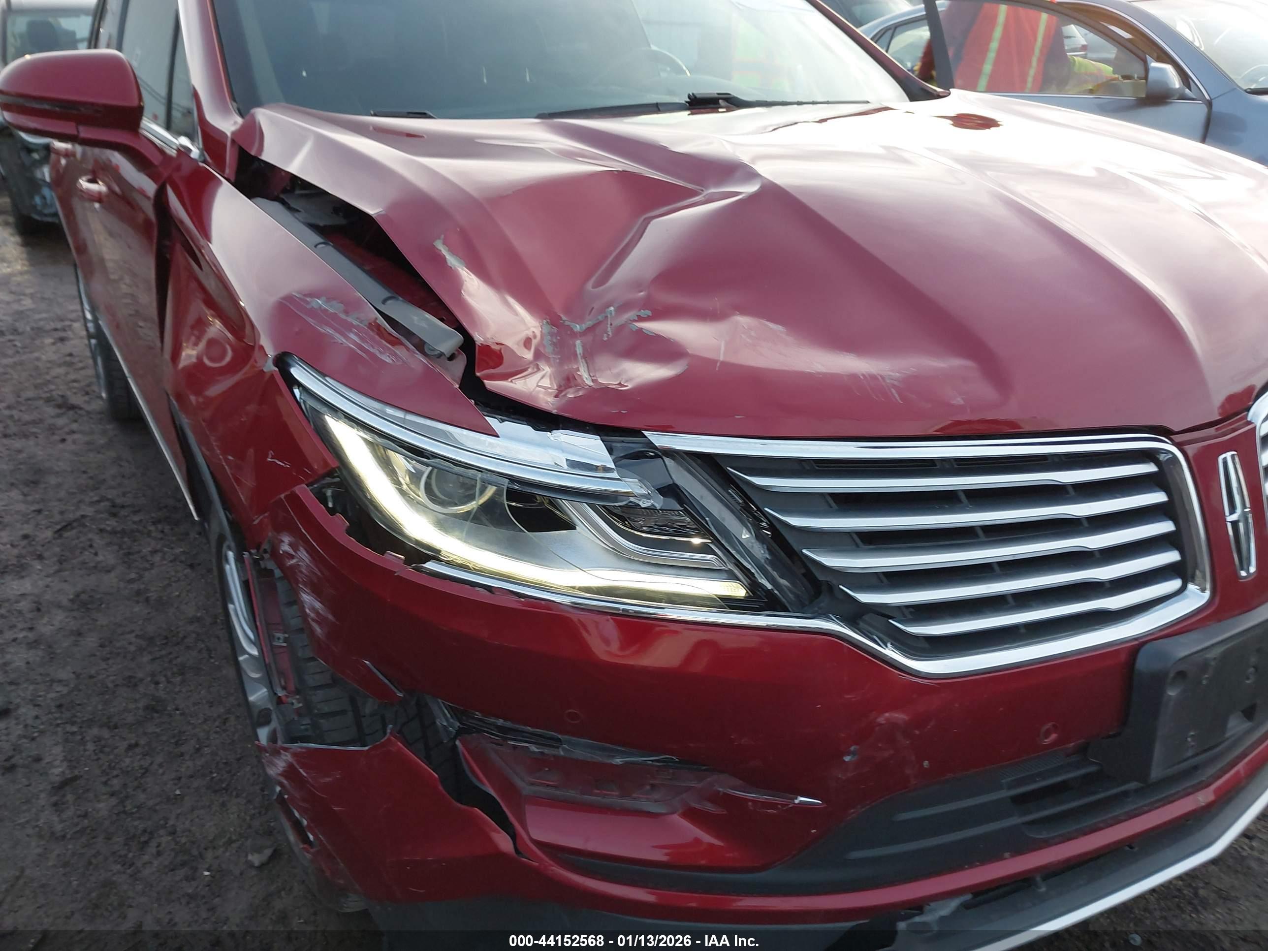 LINCOLN MKC image 6