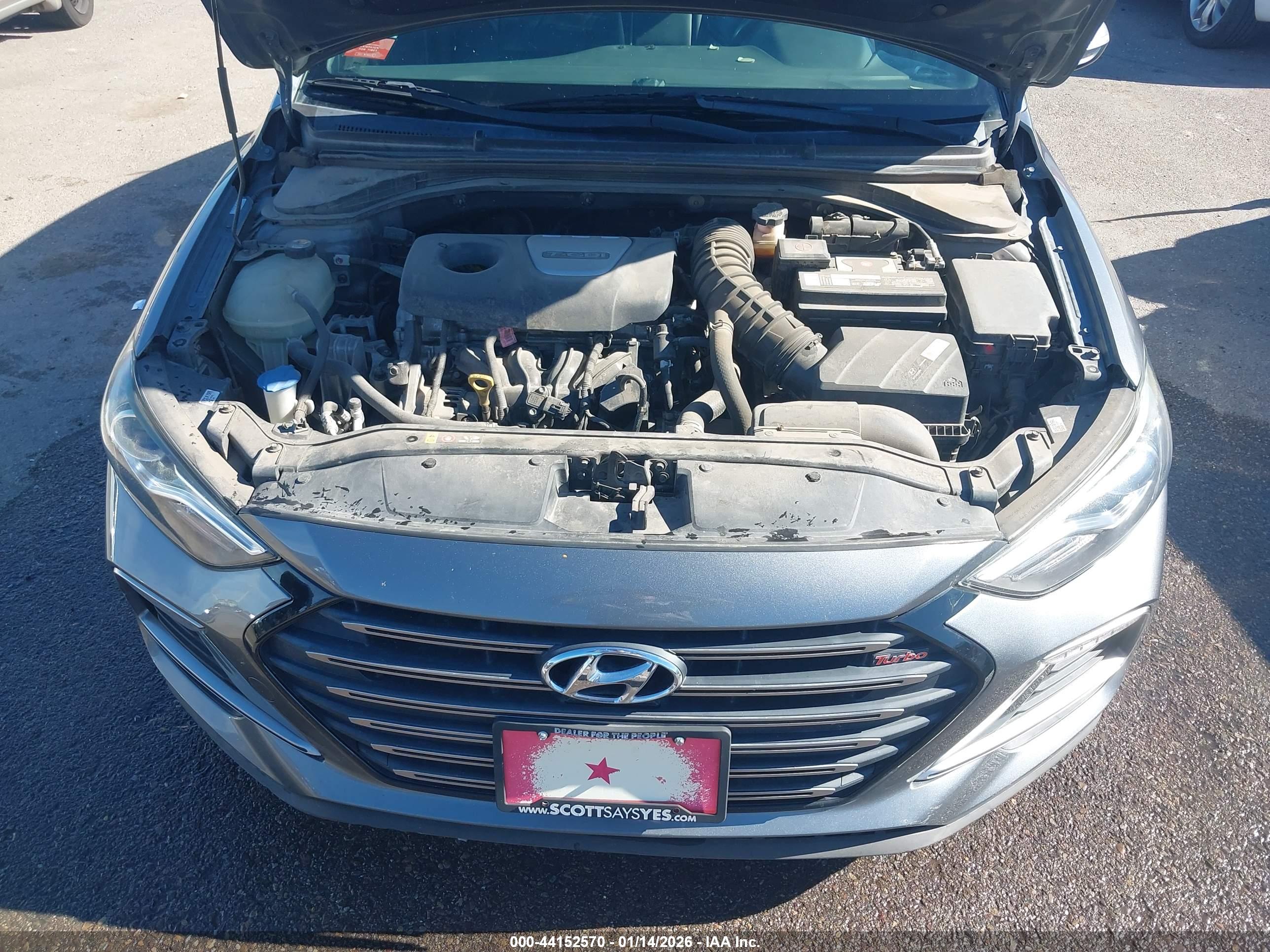 HYUNDAI ELANTRA image 10