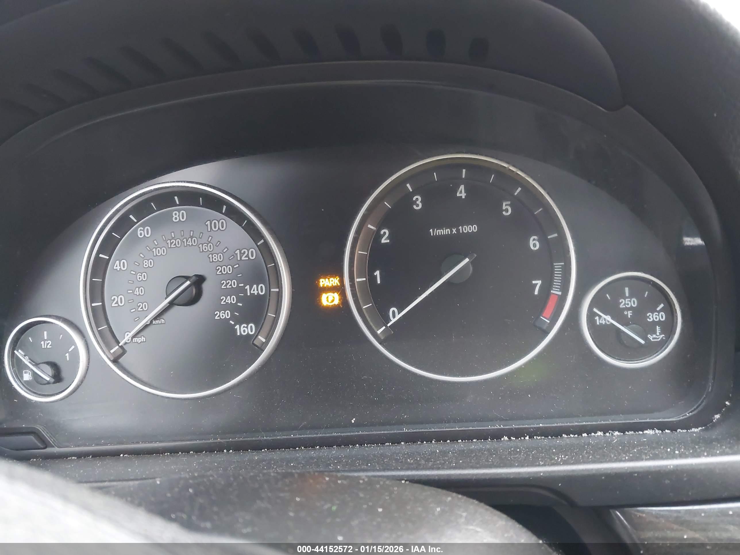 BMW 528I image 7