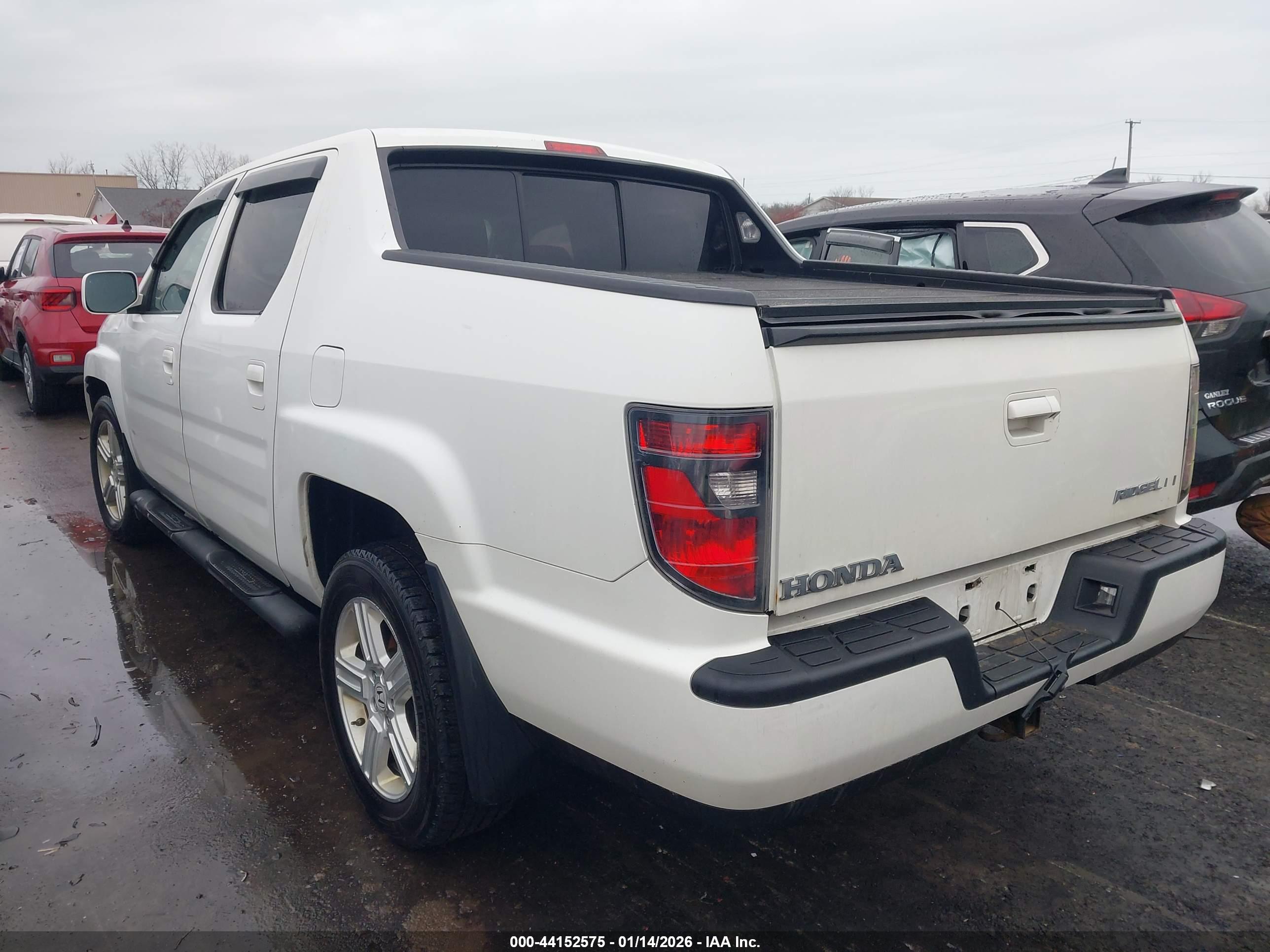 HONDA RIDGELINE image 3