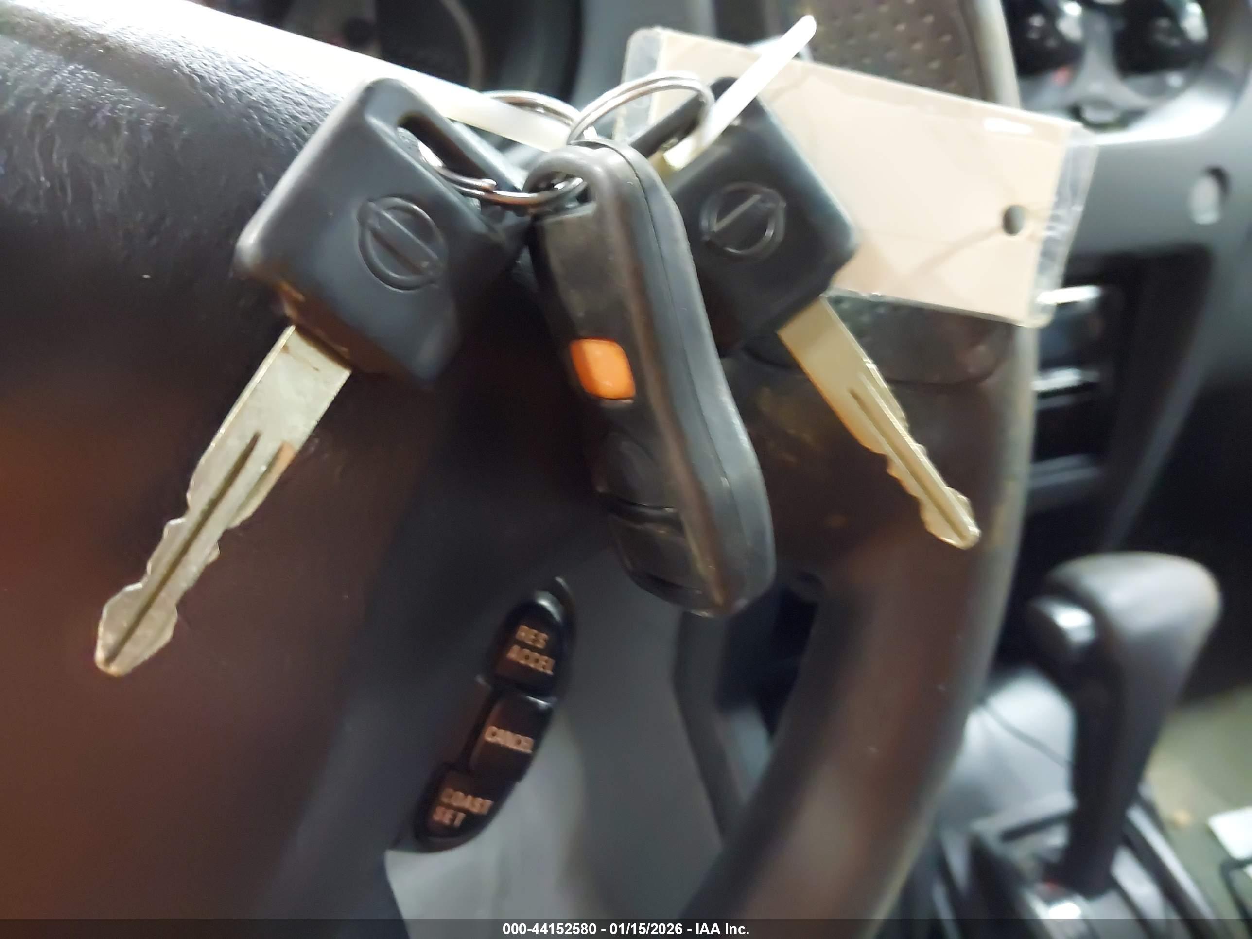 NISSAN FRONTIER image 11