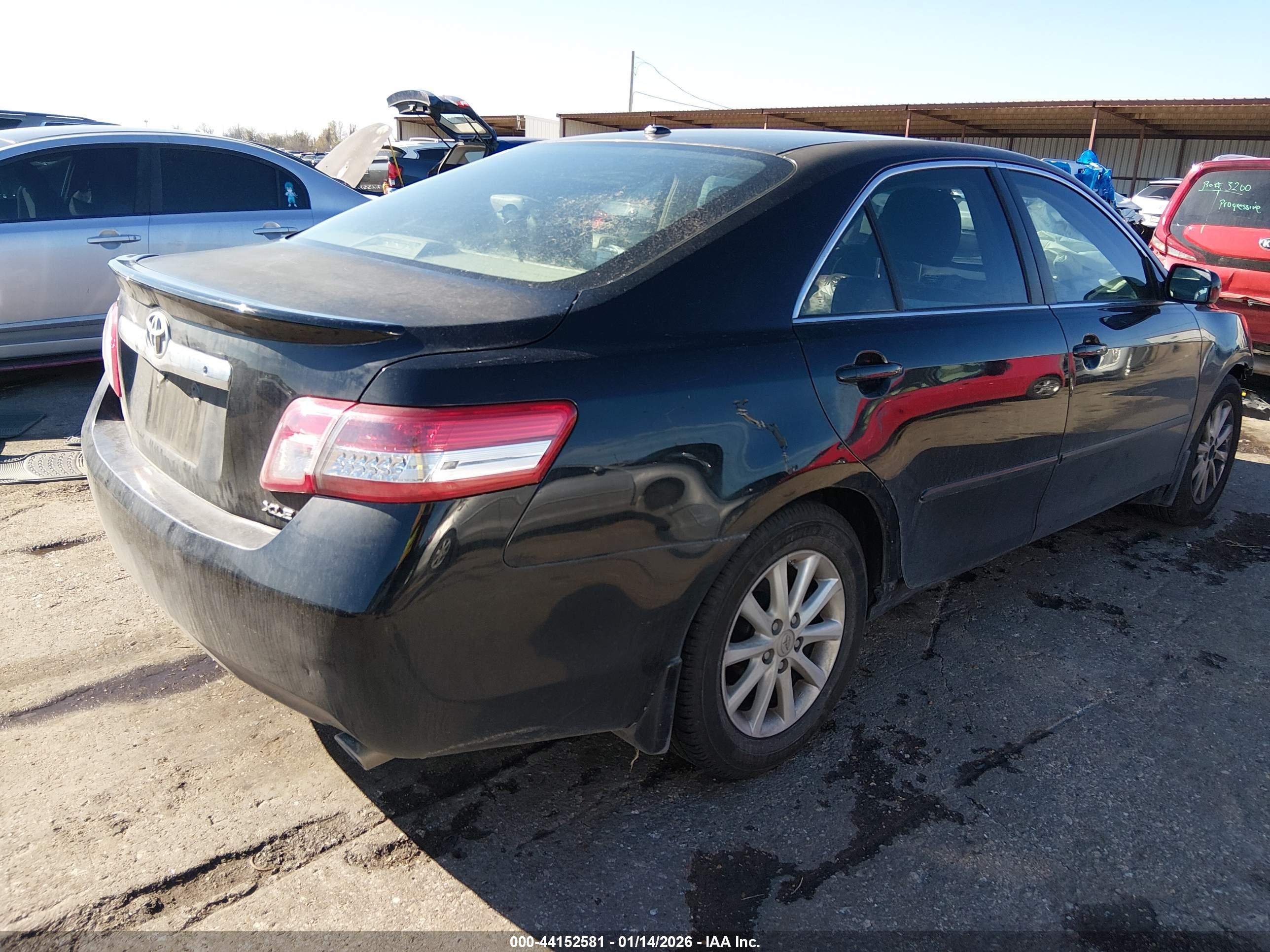 TOYOTA CAMRY image 4