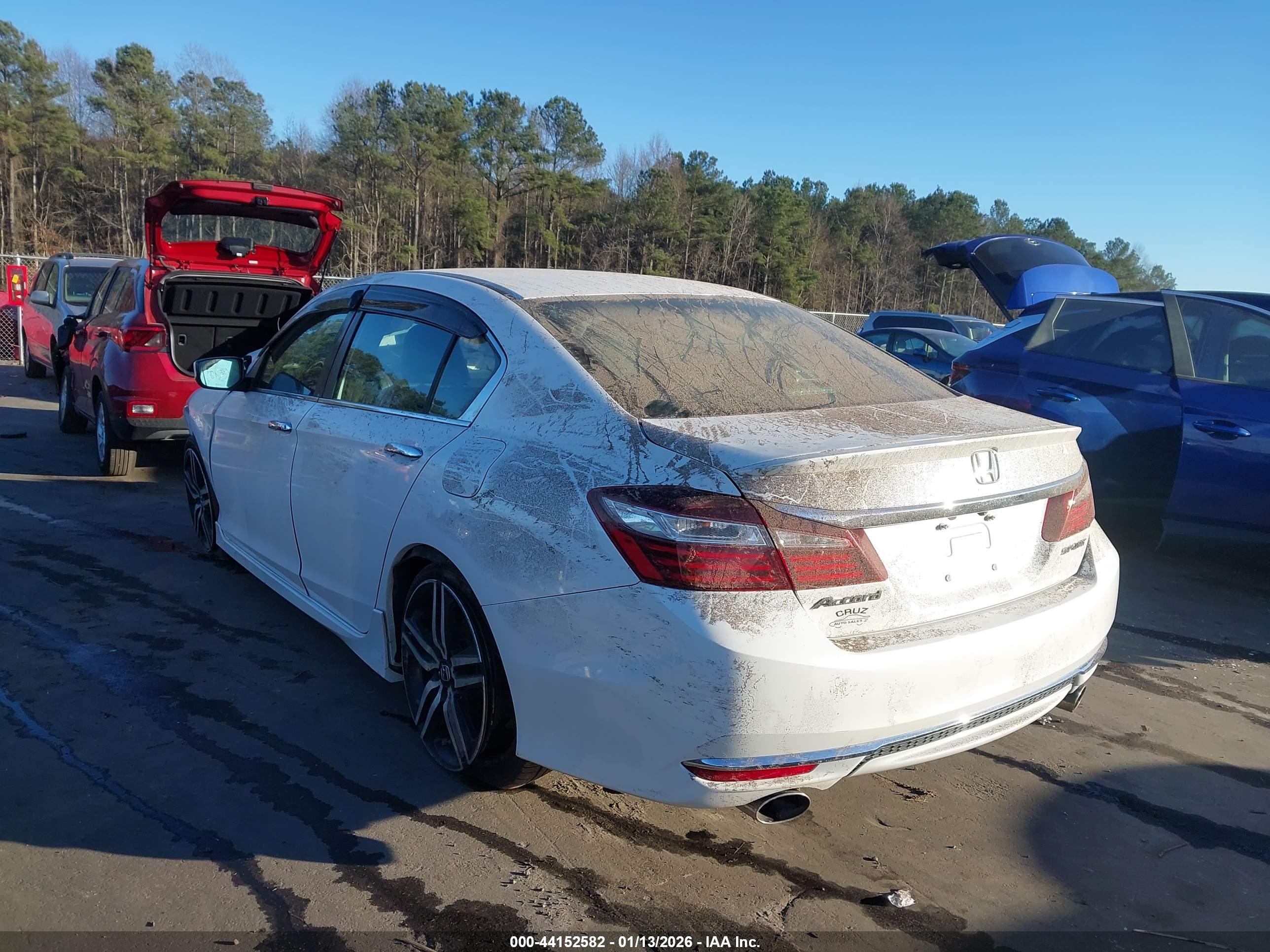 HONDA ACCORD image 3