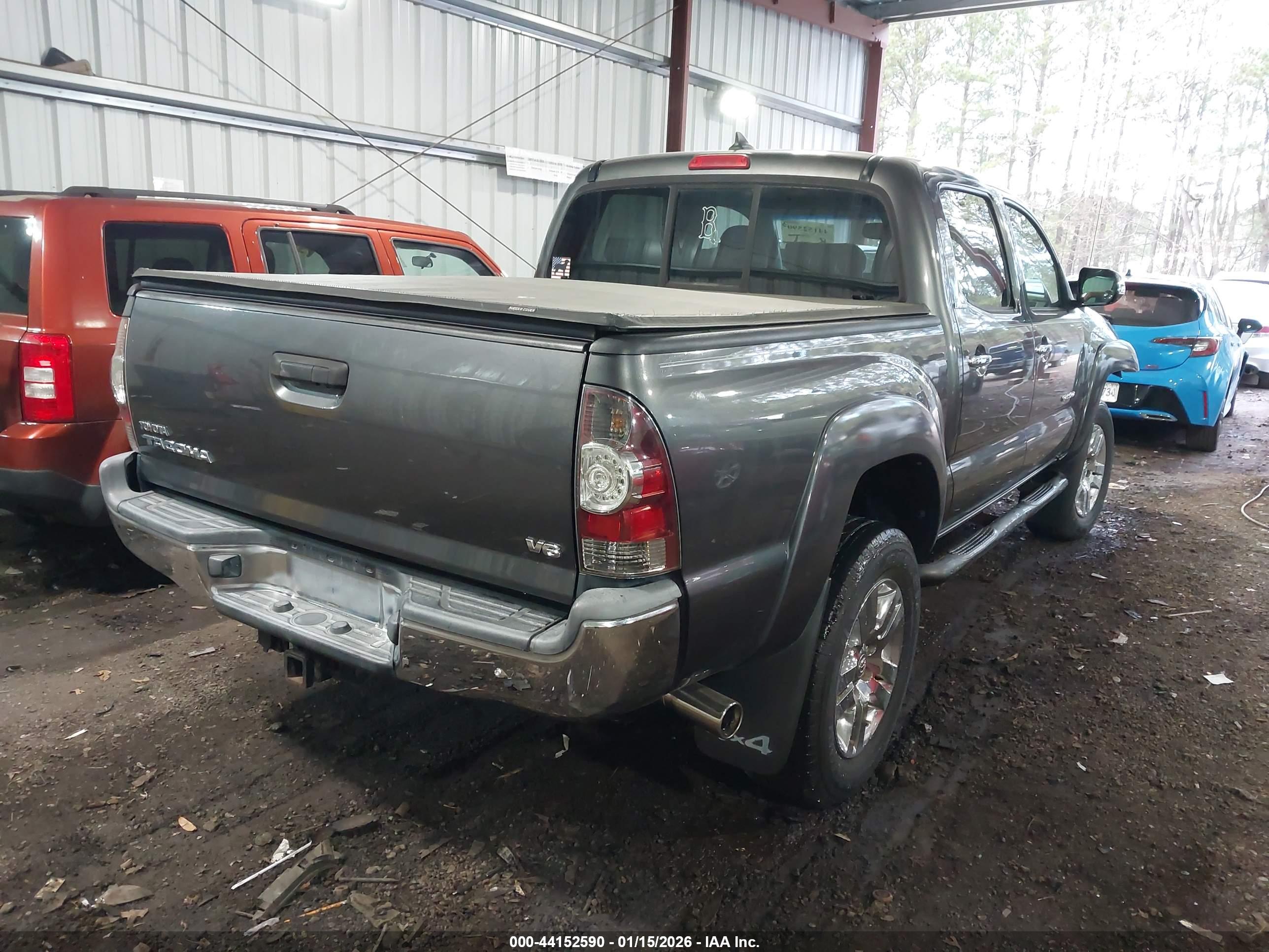 TOYOTA TACOMA image 4