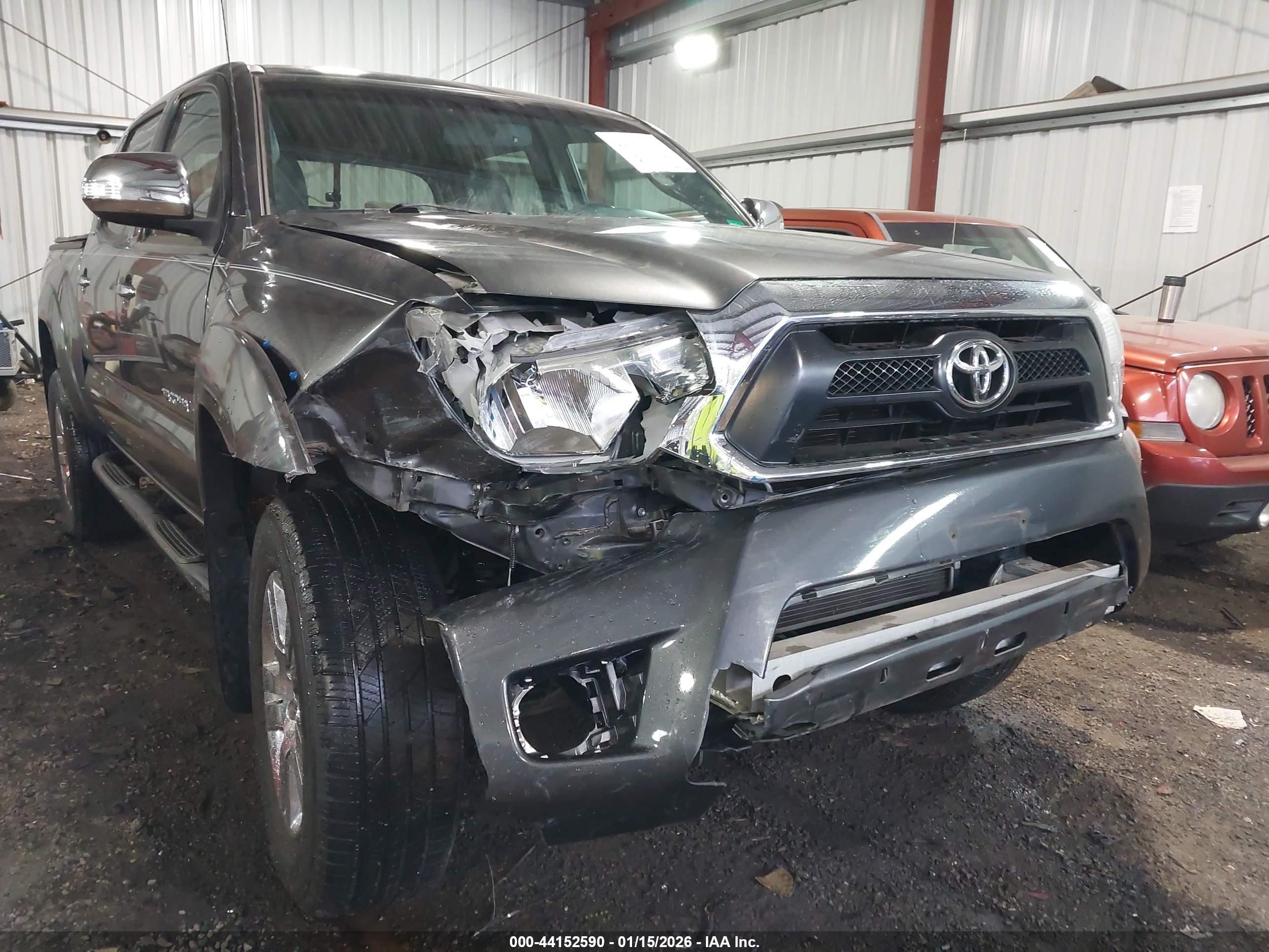TOYOTA TACOMA image 6