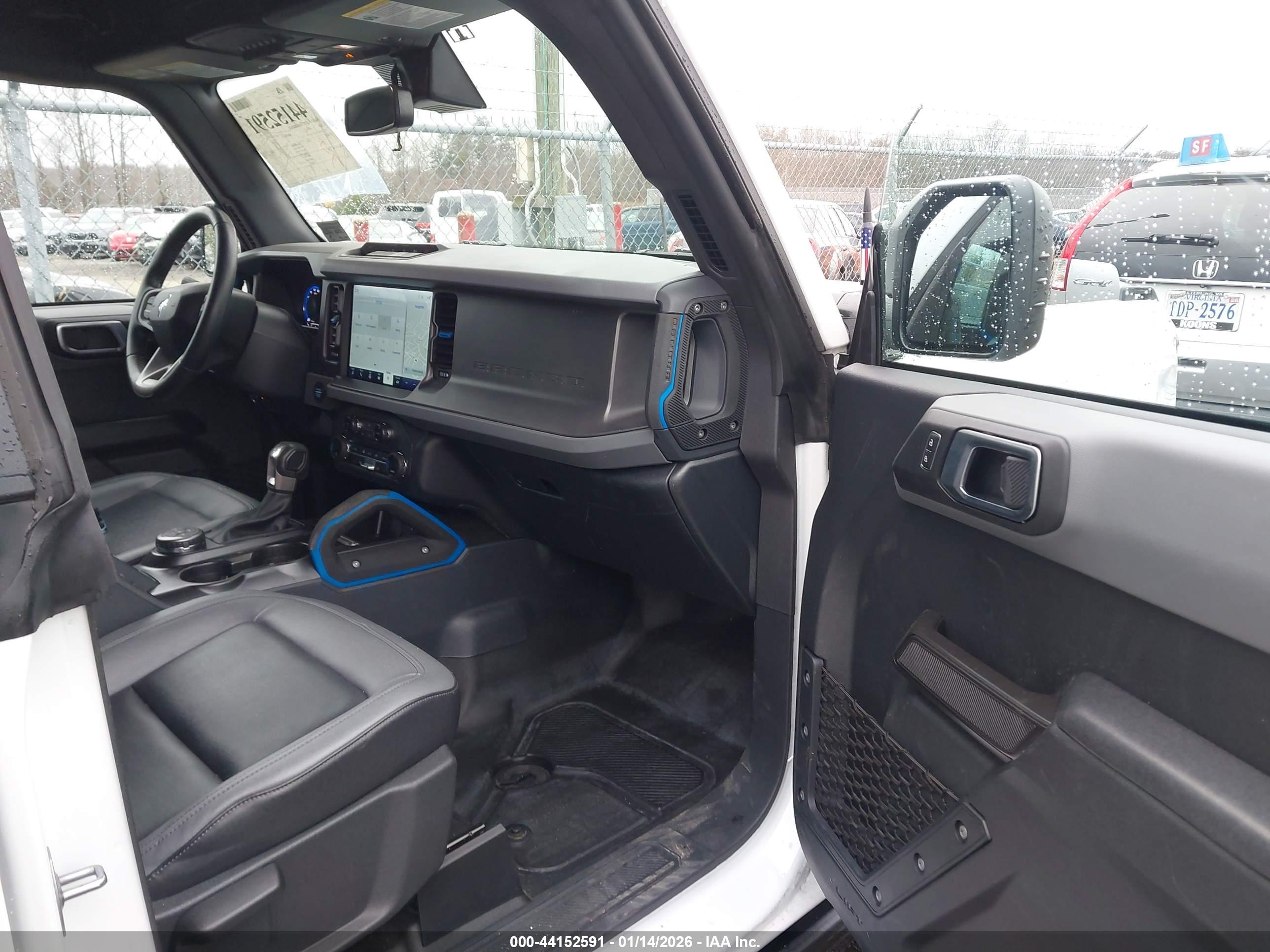 FORD BRONCO image 5