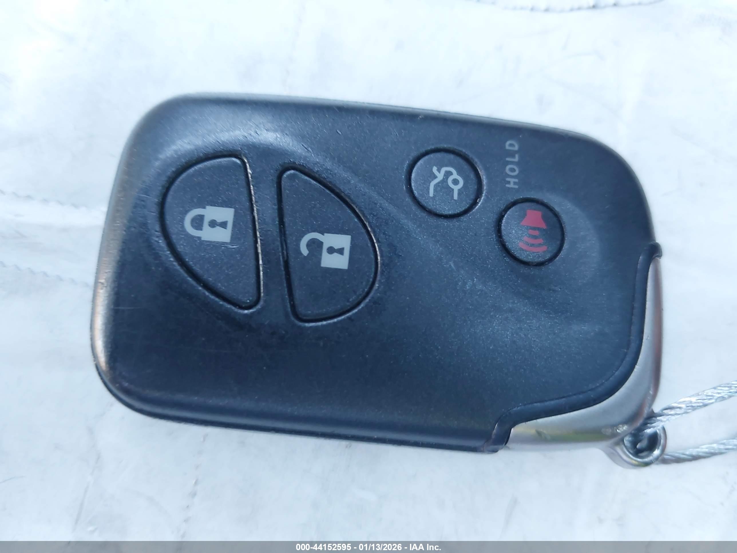 LEXUS IS image 11