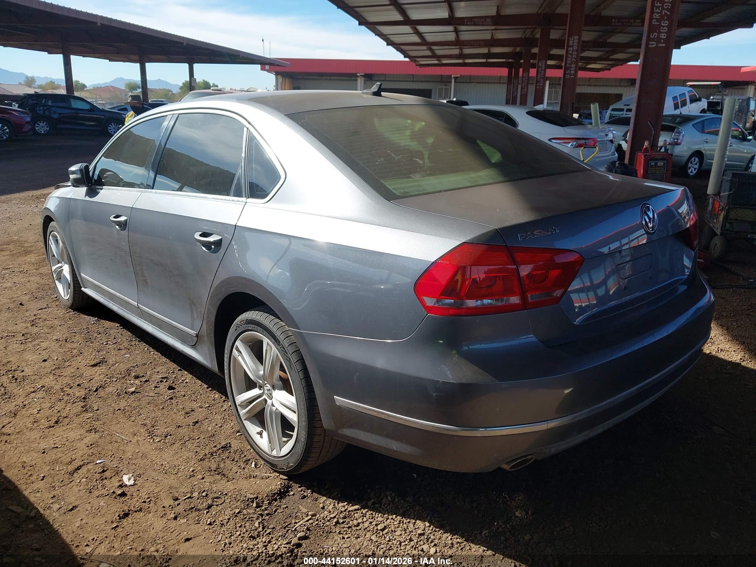 VOLKSWAGEN PASSAT image 3