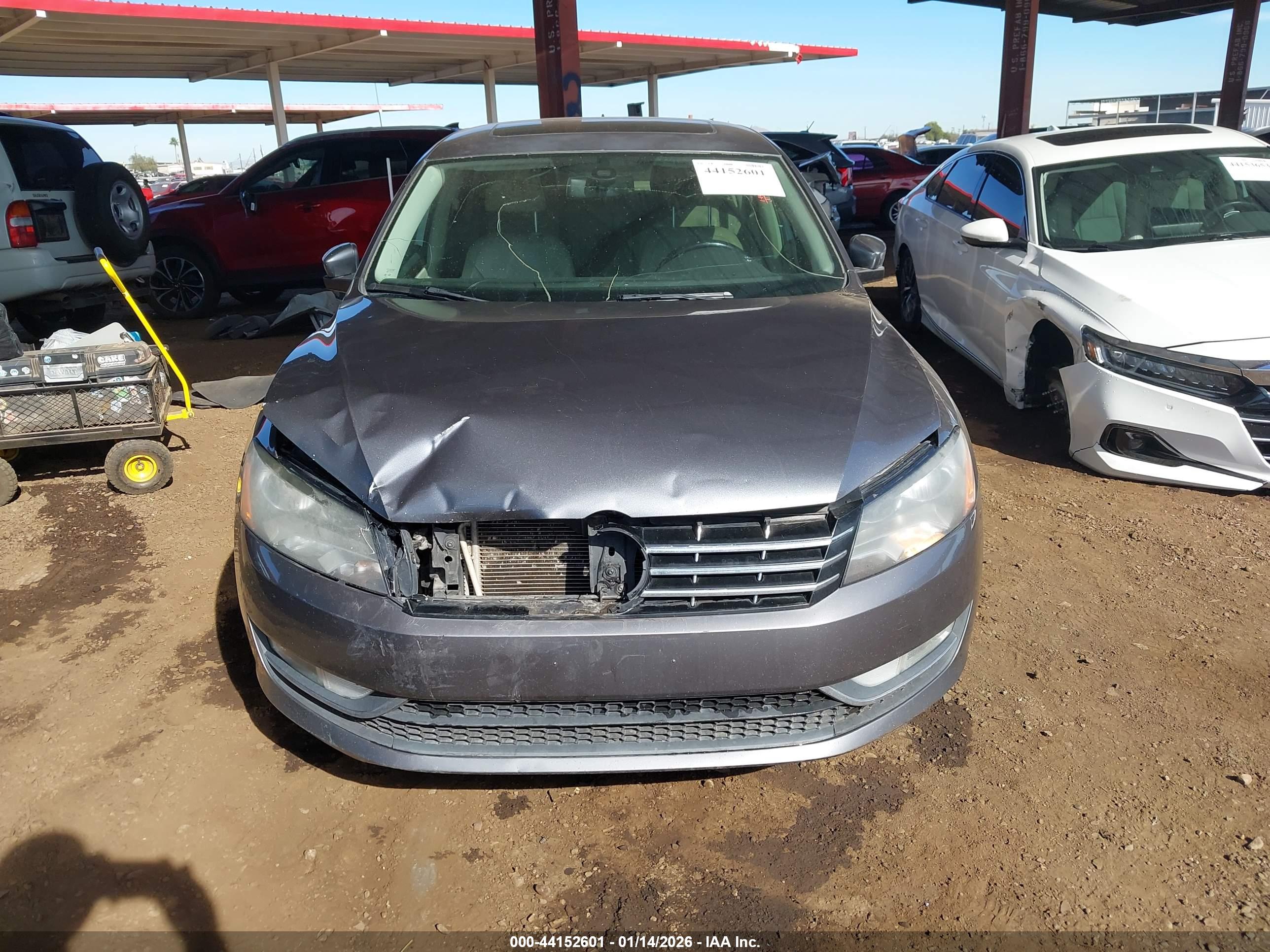 VOLKSWAGEN PASSAT image 6