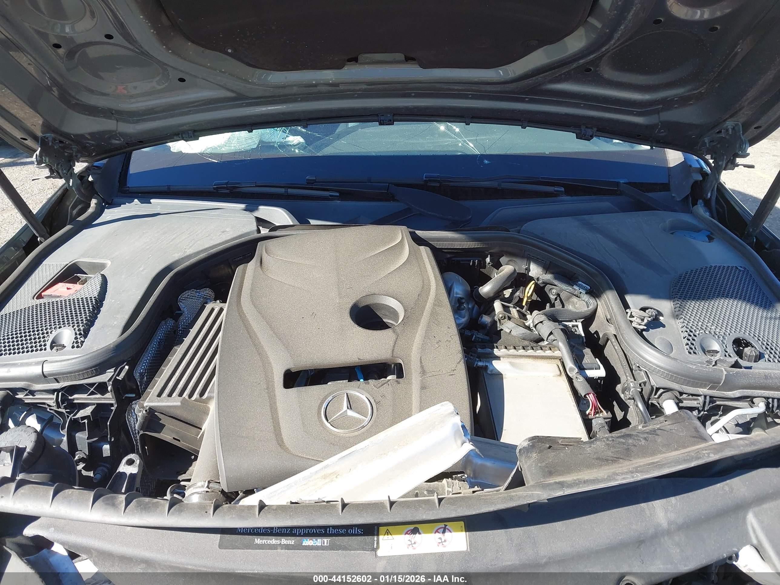 MERCEDES-BENZ E image 10