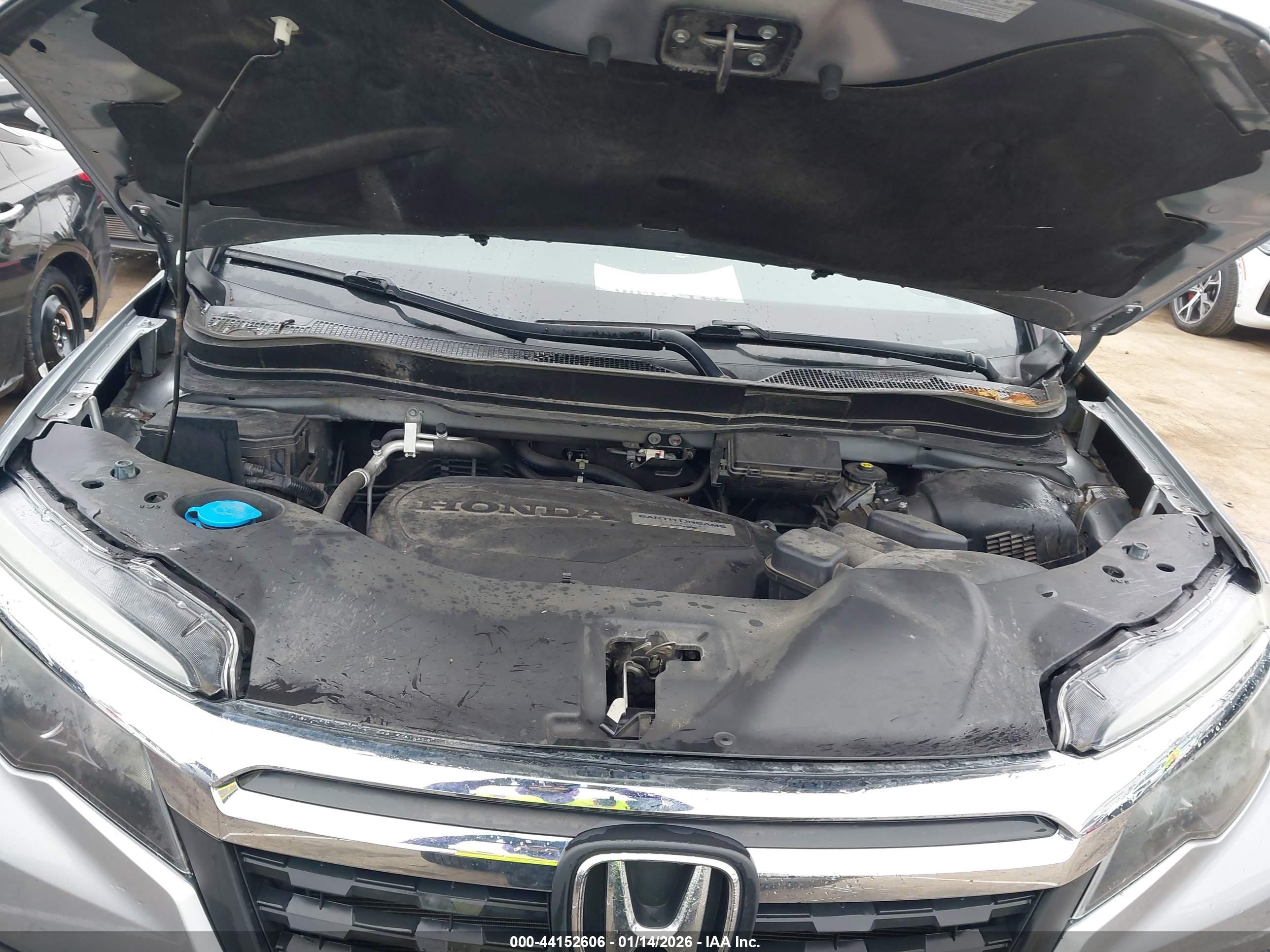 HONDA RIDGELINE image 10