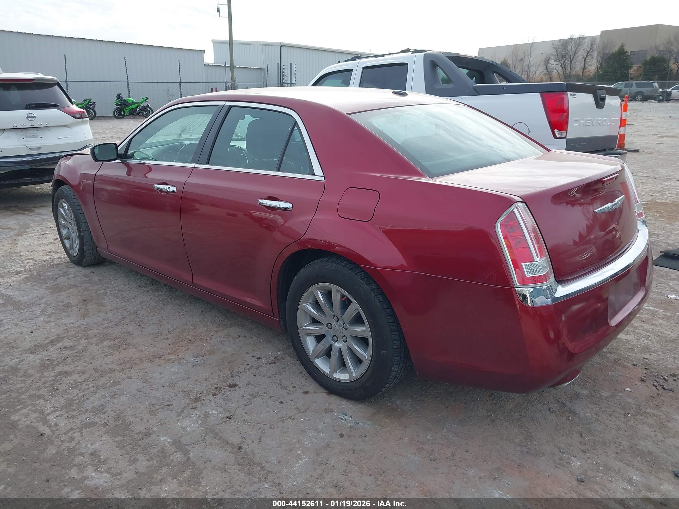 CHRYSLER 300C image 3