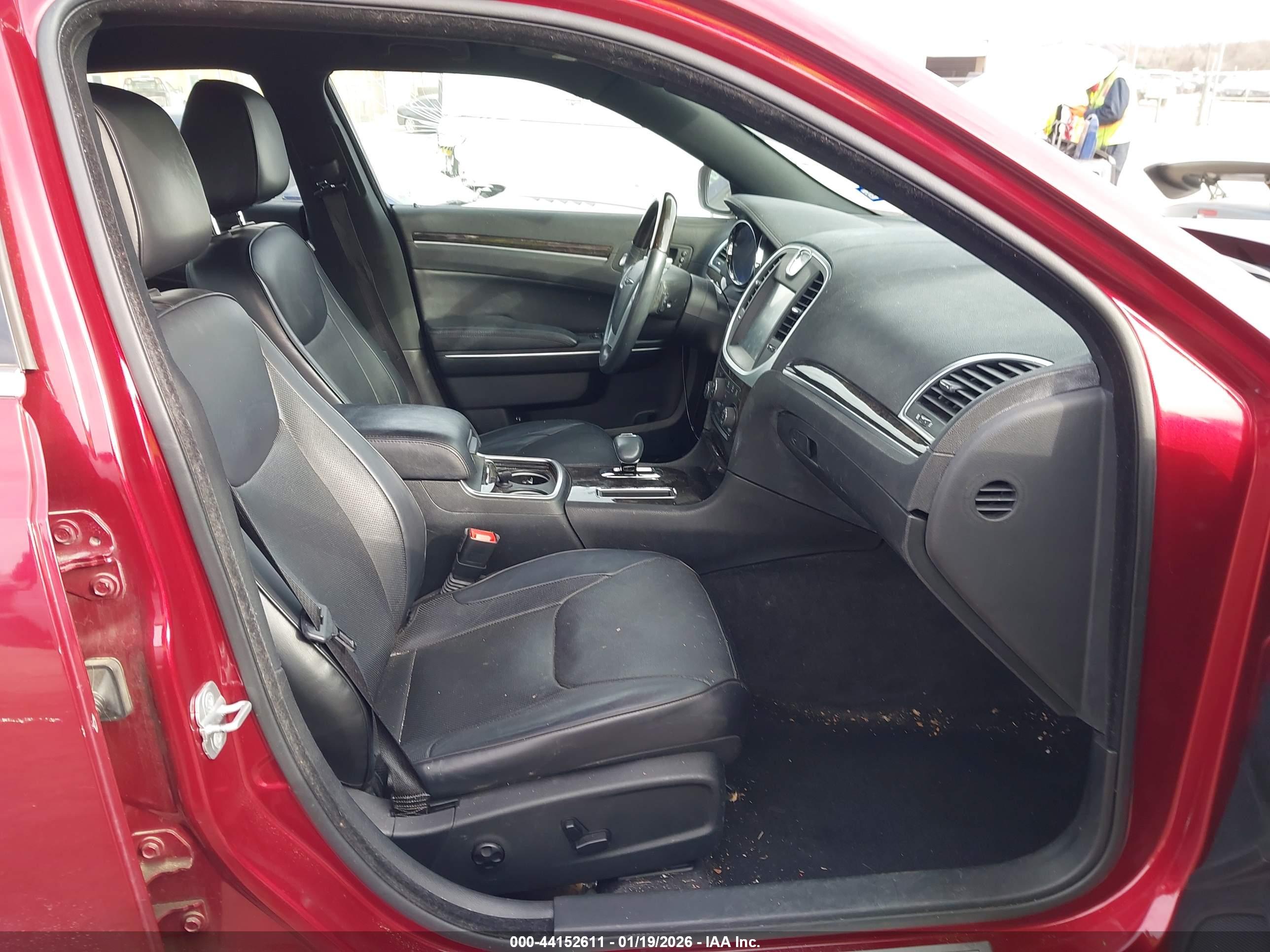 CHRYSLER 300C image 5