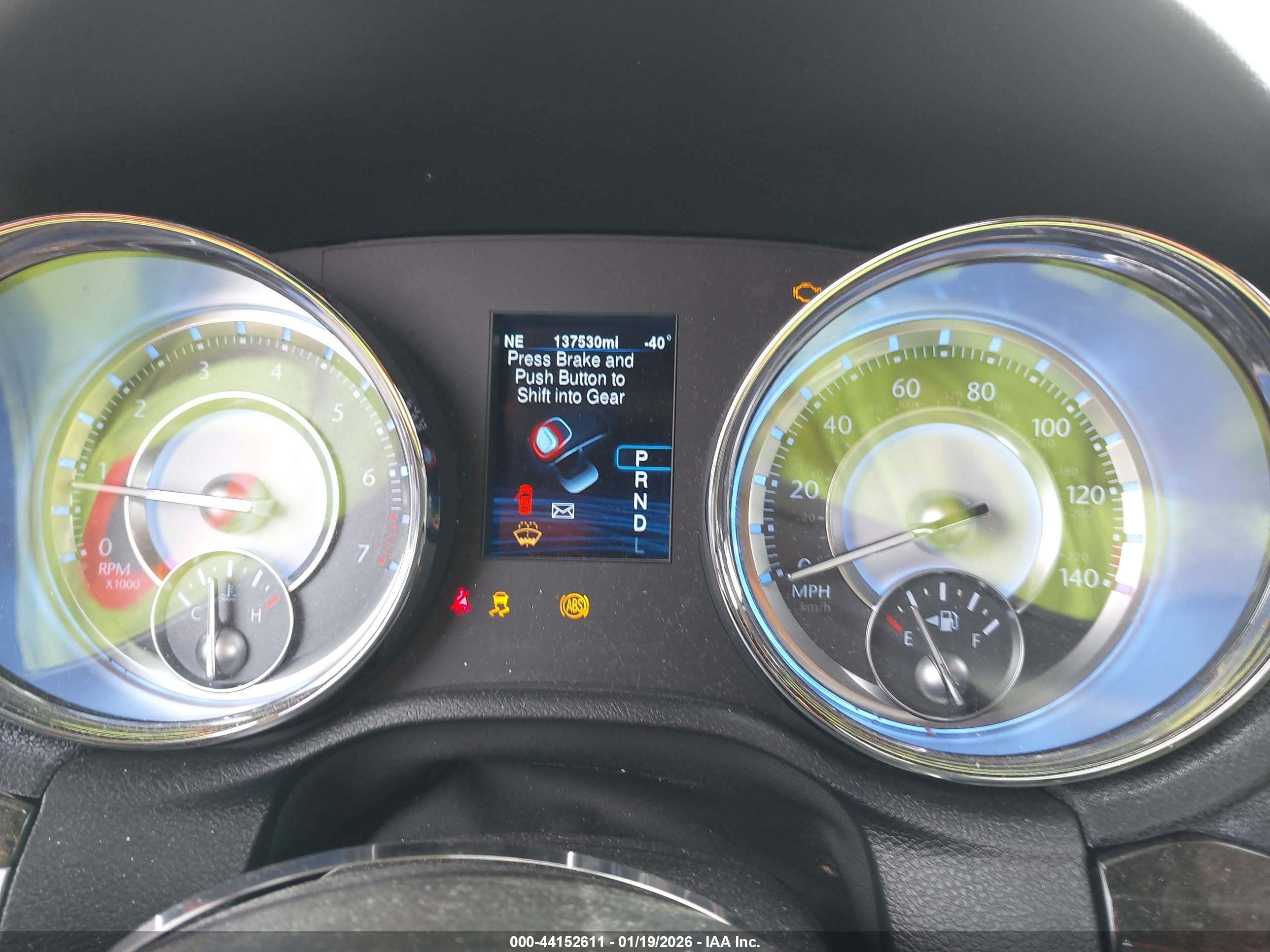 CHRYSLER 300C image 7