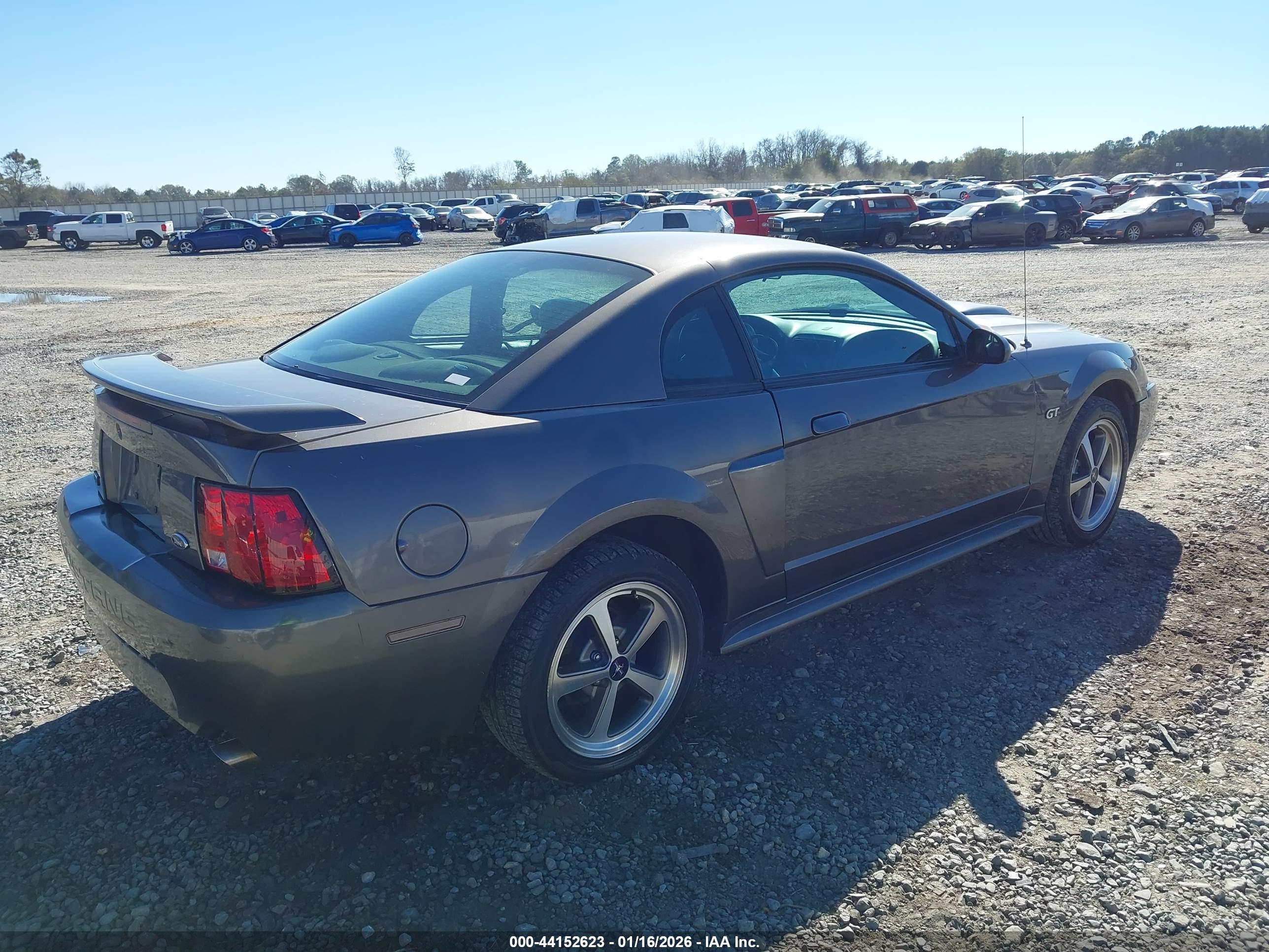 FORD MUSTANG image 4